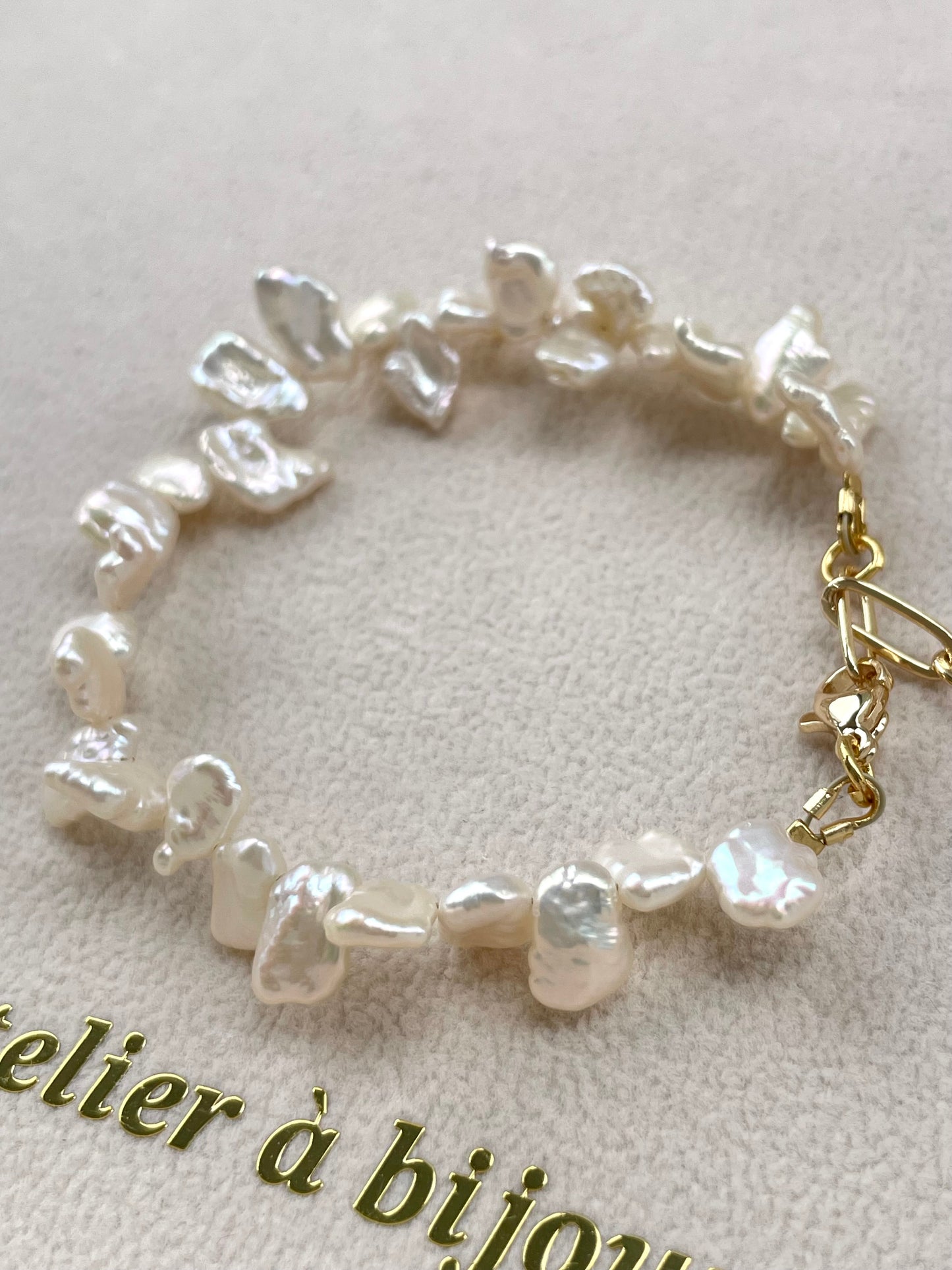 Vòng tay ngọc trai Petal