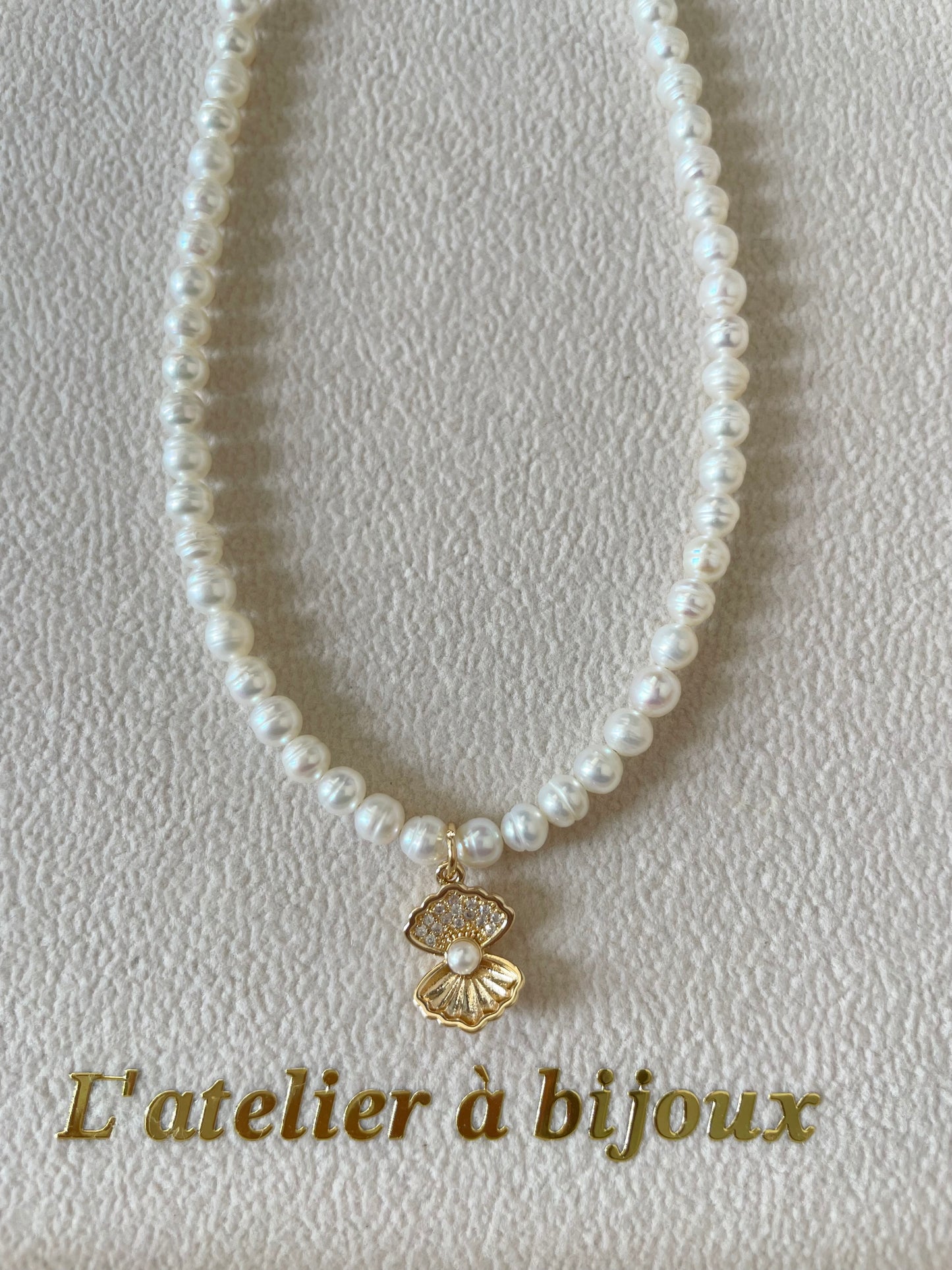 Vòng cổ ngọc trai 5mm & Shell pendant