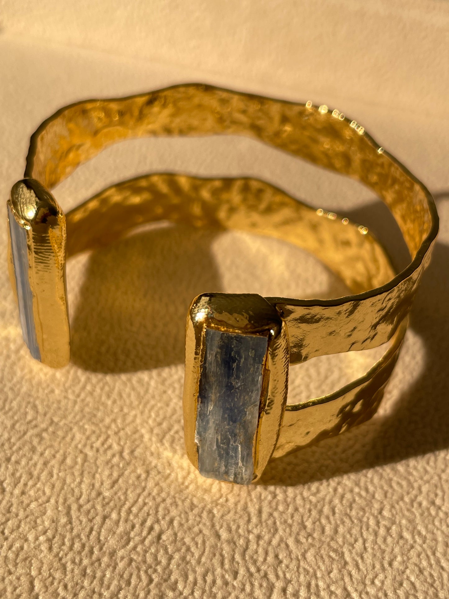 Vòng tay Kyanite