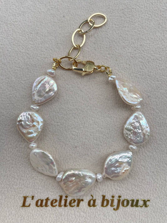 Vòng tay ngọc trai giọt nước Calliope