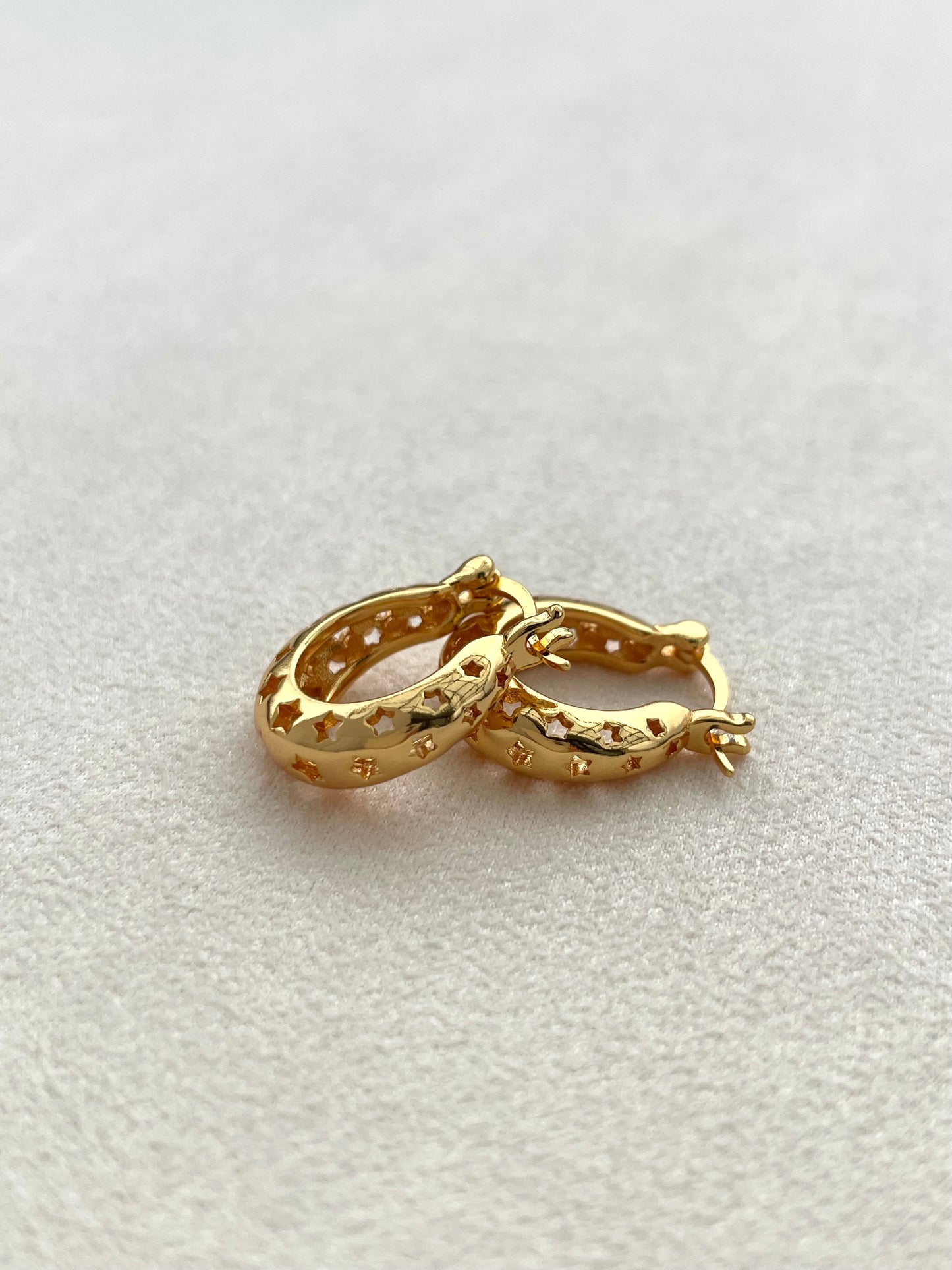 Hoa tai ôm sát Stary-night