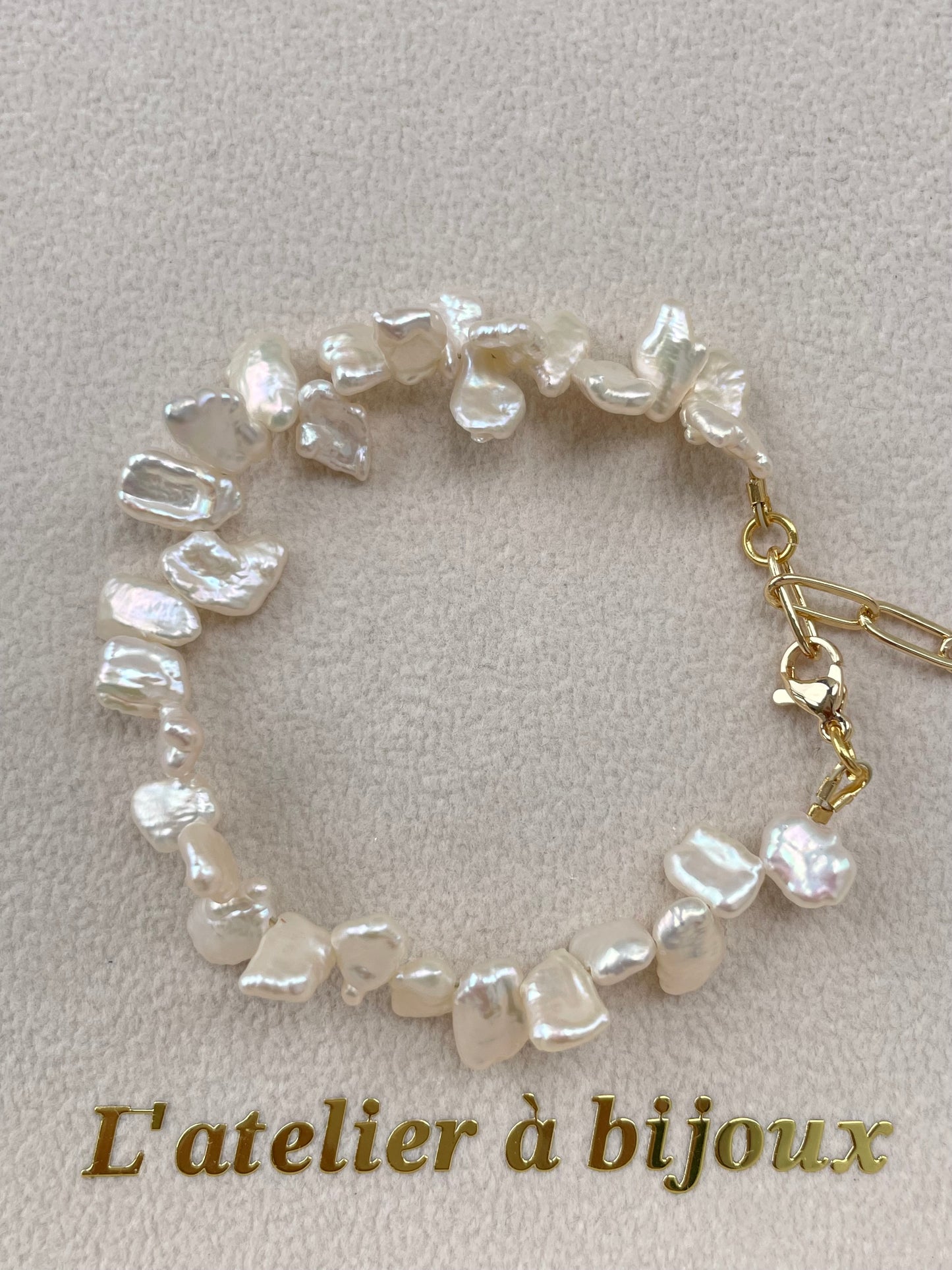 Vòng tay ngọc trai Petal