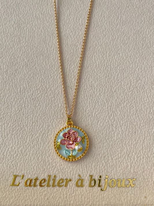 Vòng cổ Ivorie floral pendant