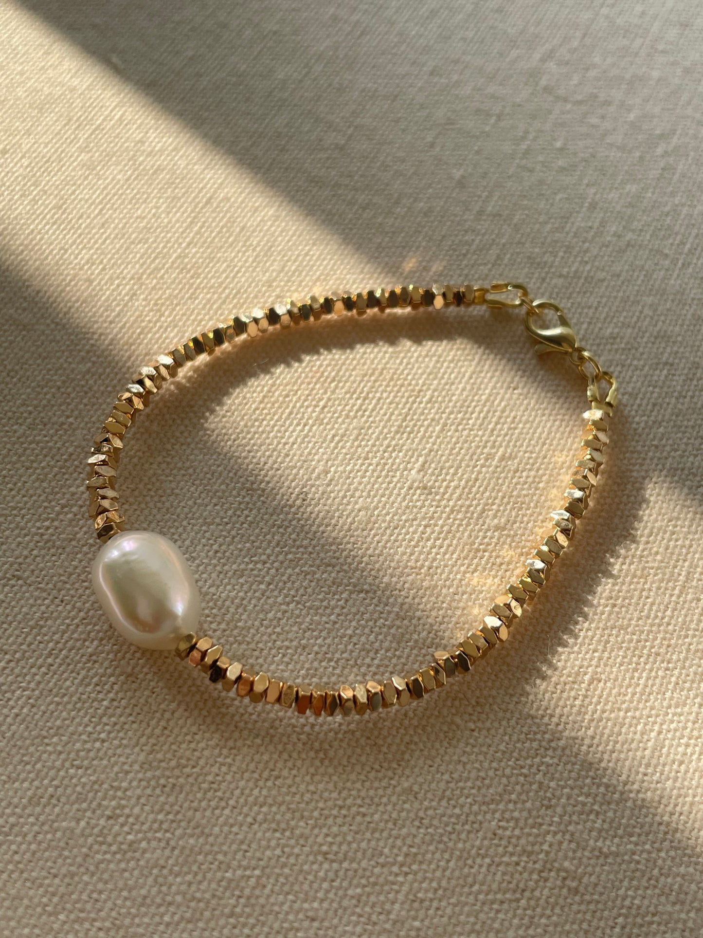 Vòng tay ngọc trai & metal chips