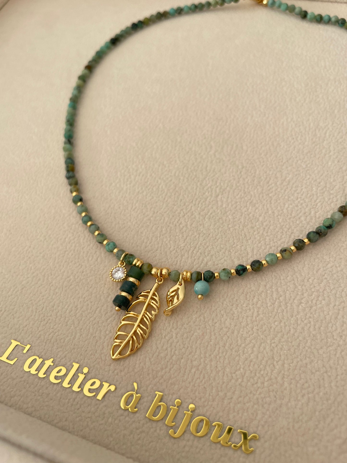 Vòng cổ đá Turquoise ngọc lam Vertie