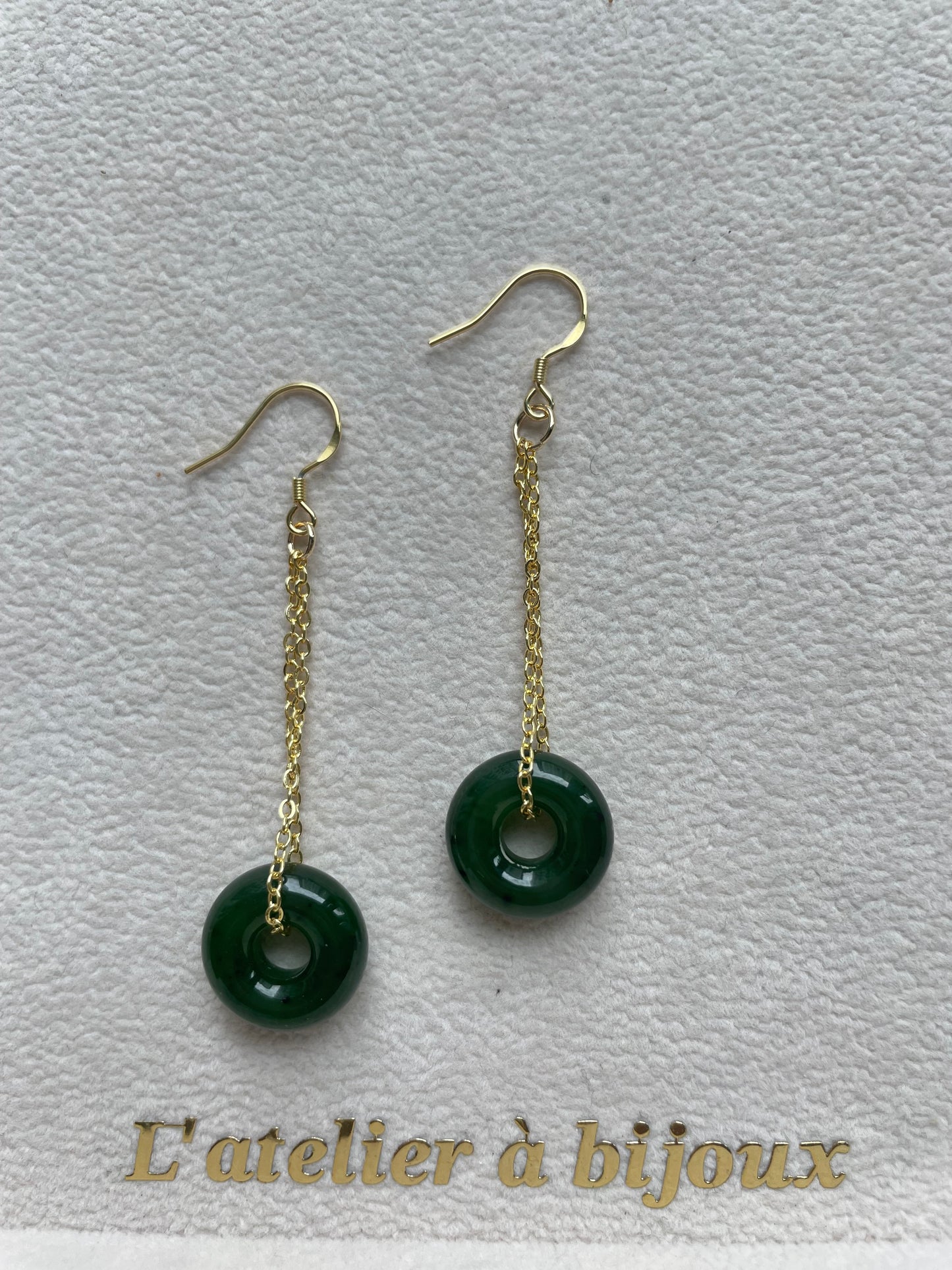 Hoa tai chain Ngọc Bích