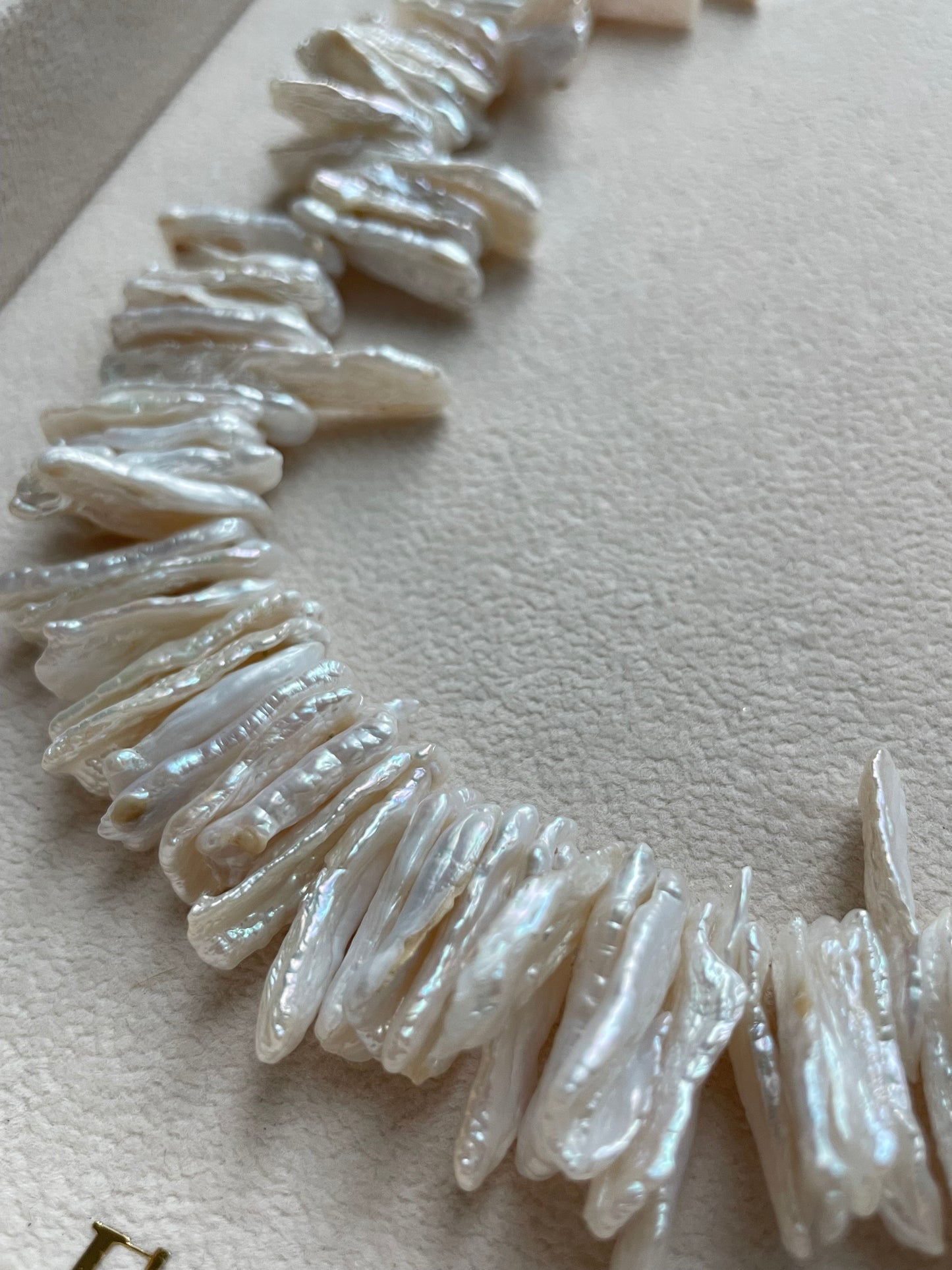 Vòng cổ Ivaniie pearl