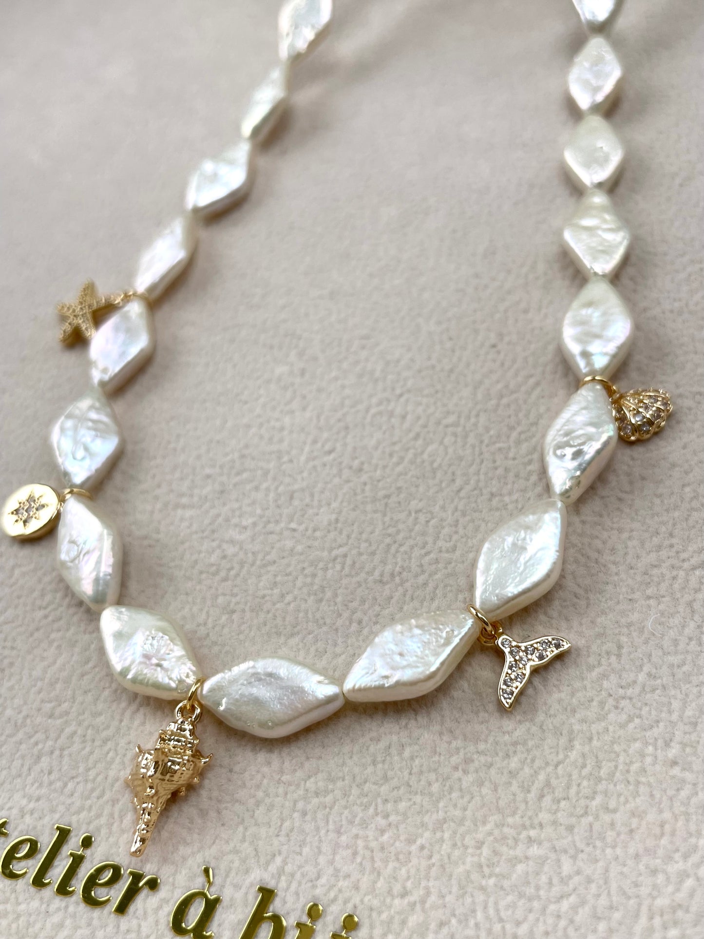 Vòng cổ ngọc trai Diamond & 5 charm