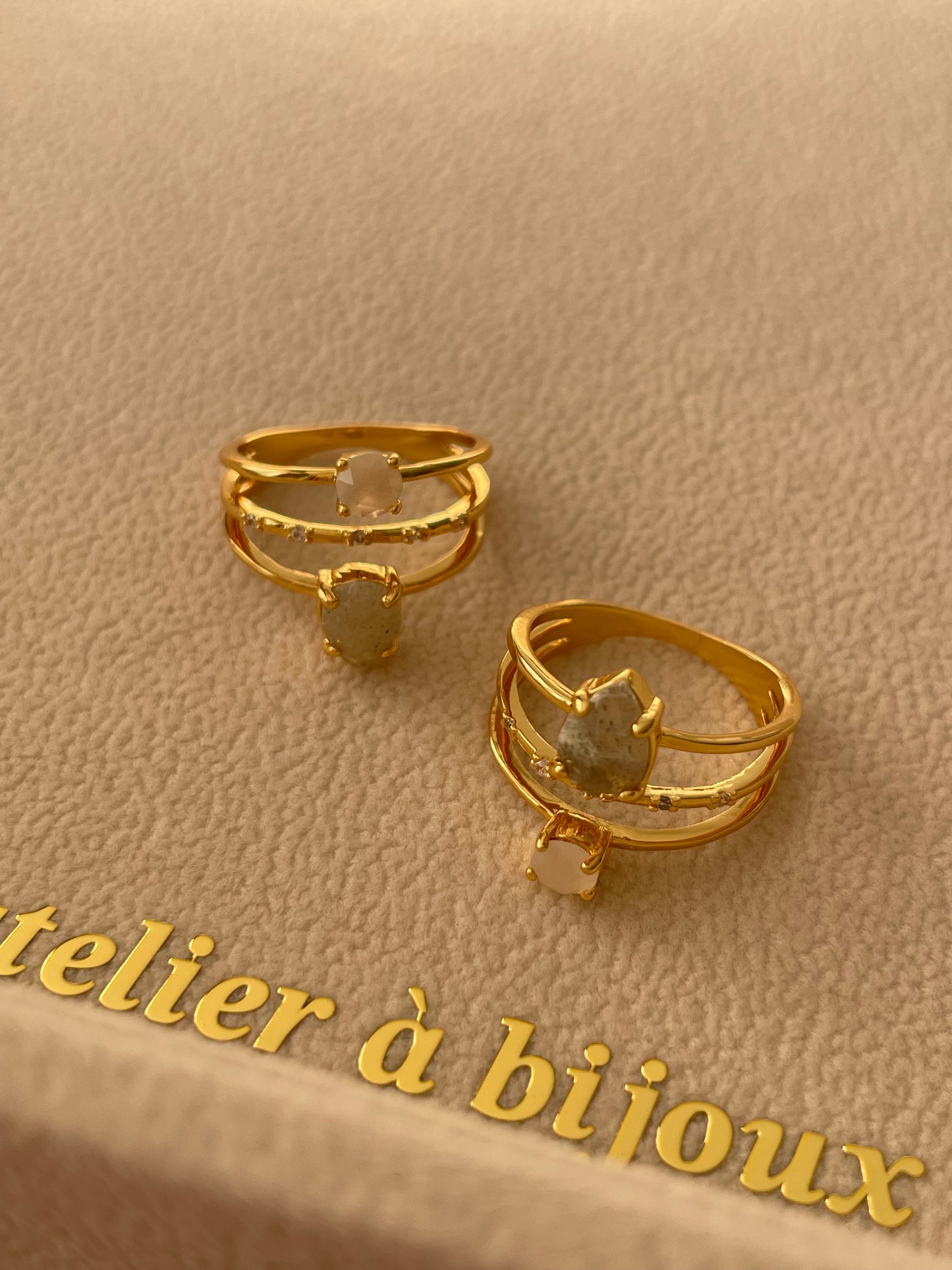 Nhẫn đá quý Vittie