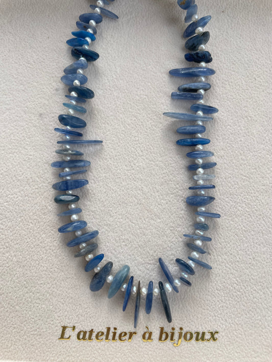 Vòng cổ ngọc trai & đá Kyanite - Quifait