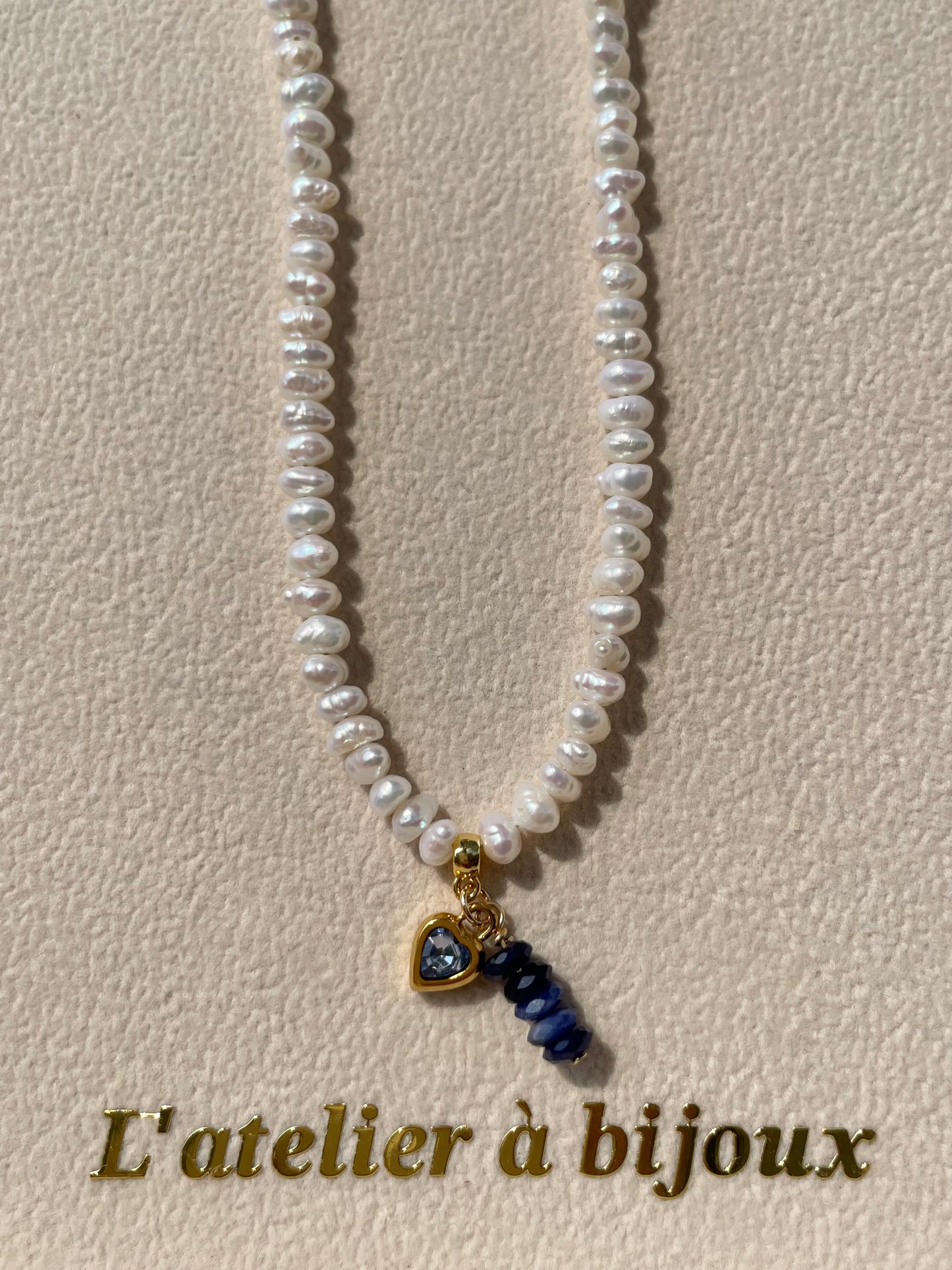 Vòng cổ ngọc trai 5mm & charm