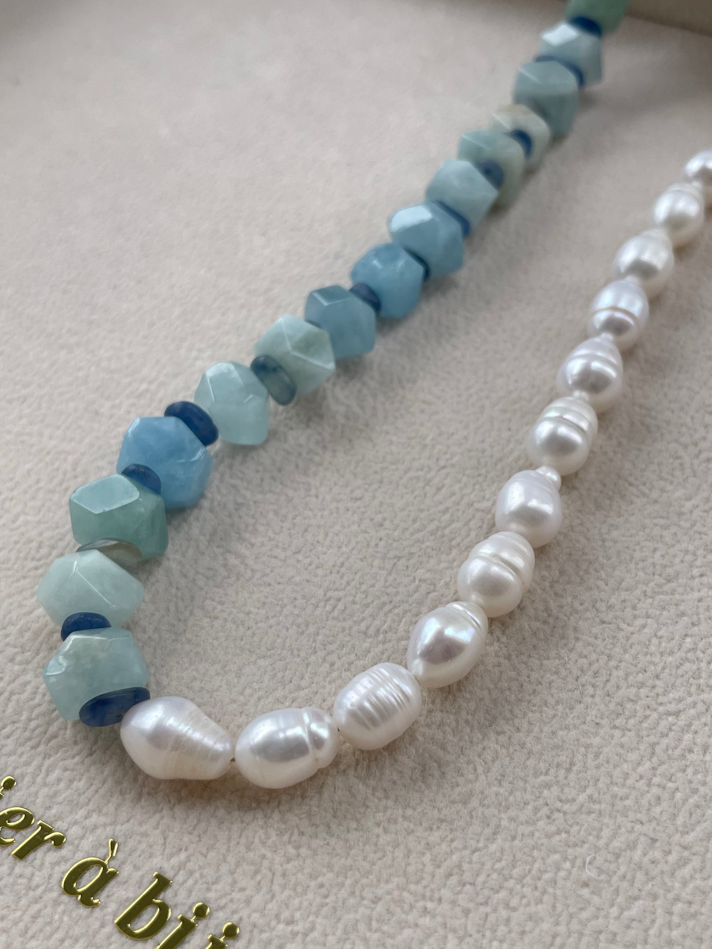 Vòng cổ ngọc trai & đá Aquamarine