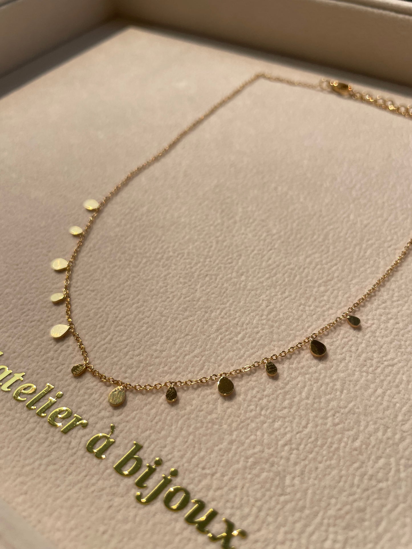 Vòng cổ thép không gỉ Olivia