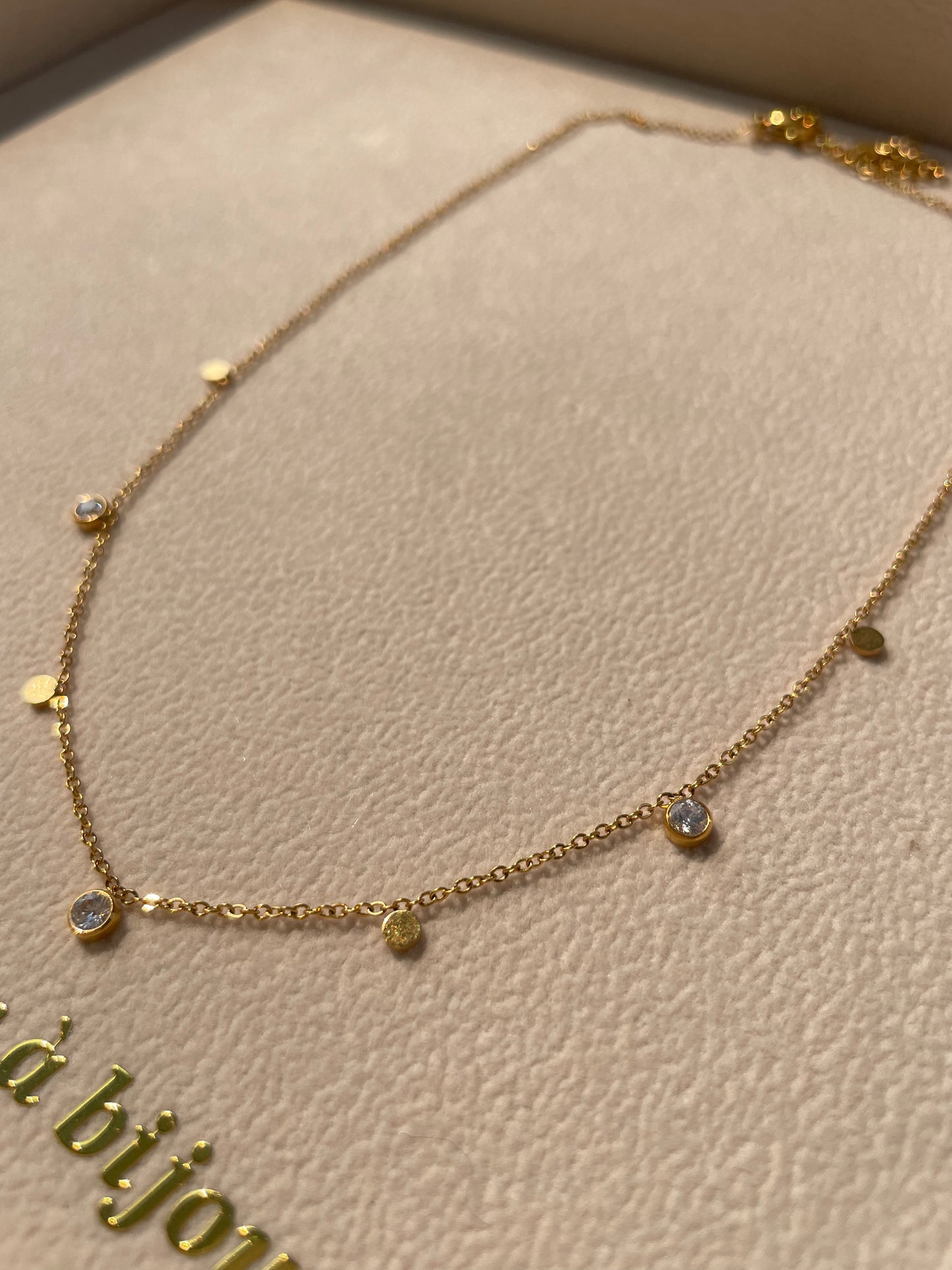 Vòng cổ thép không gỉ Sonia