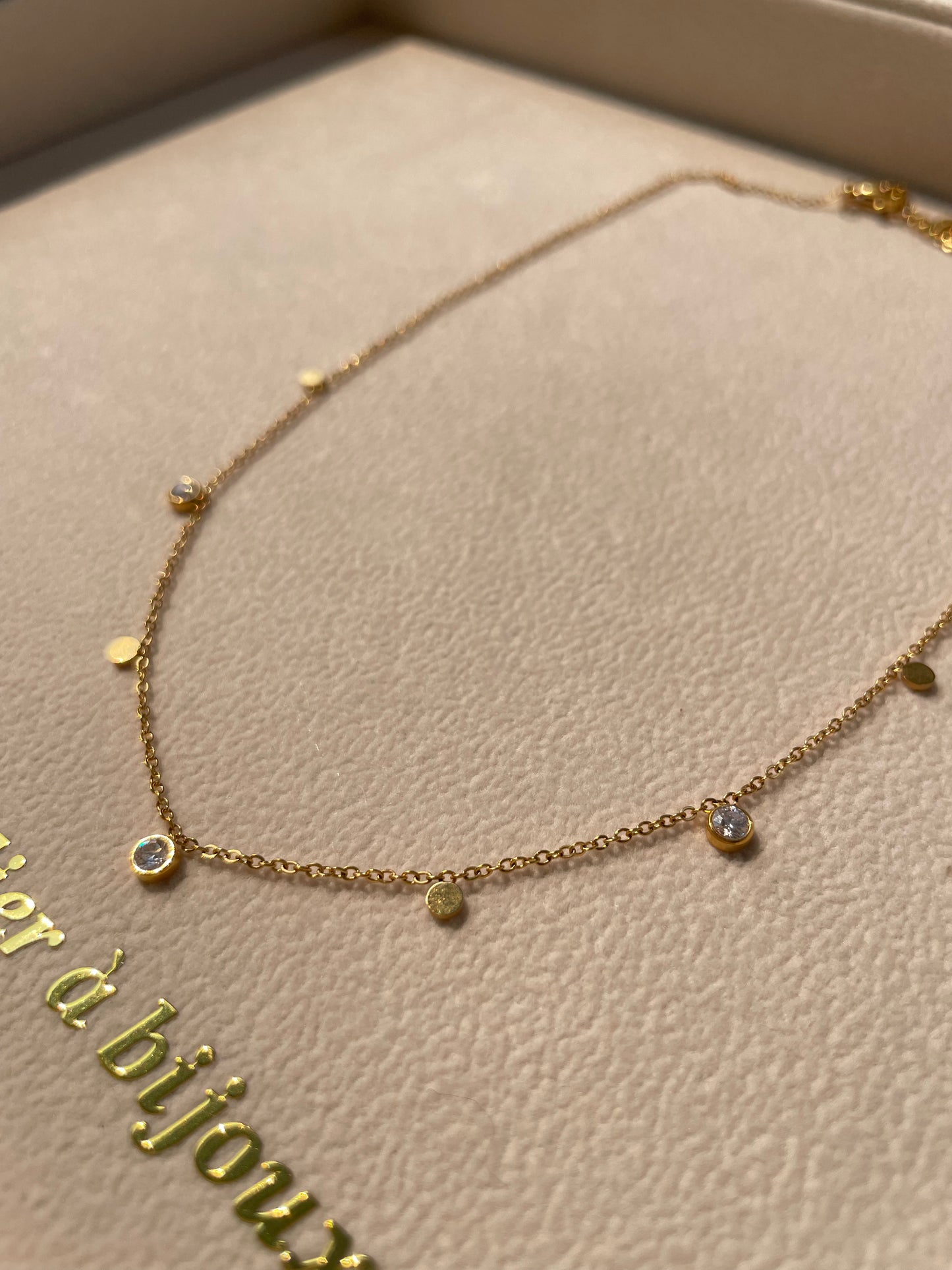 Vòng cổ thép không gỉ Sonia