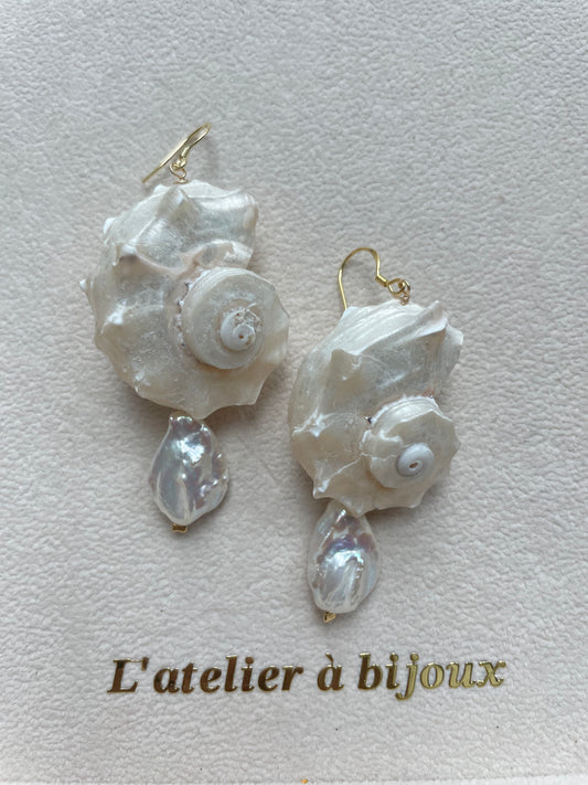 Hoa tai ngọc trai giọt nước & vỏ sò Cosima