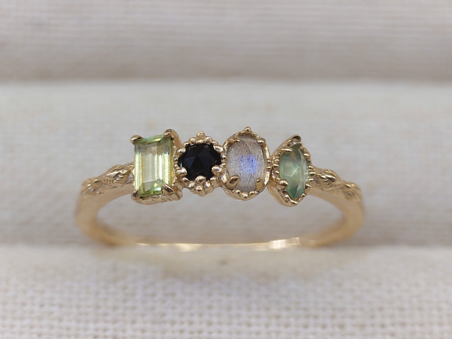 Nhẫn bạc 925 gắn đá