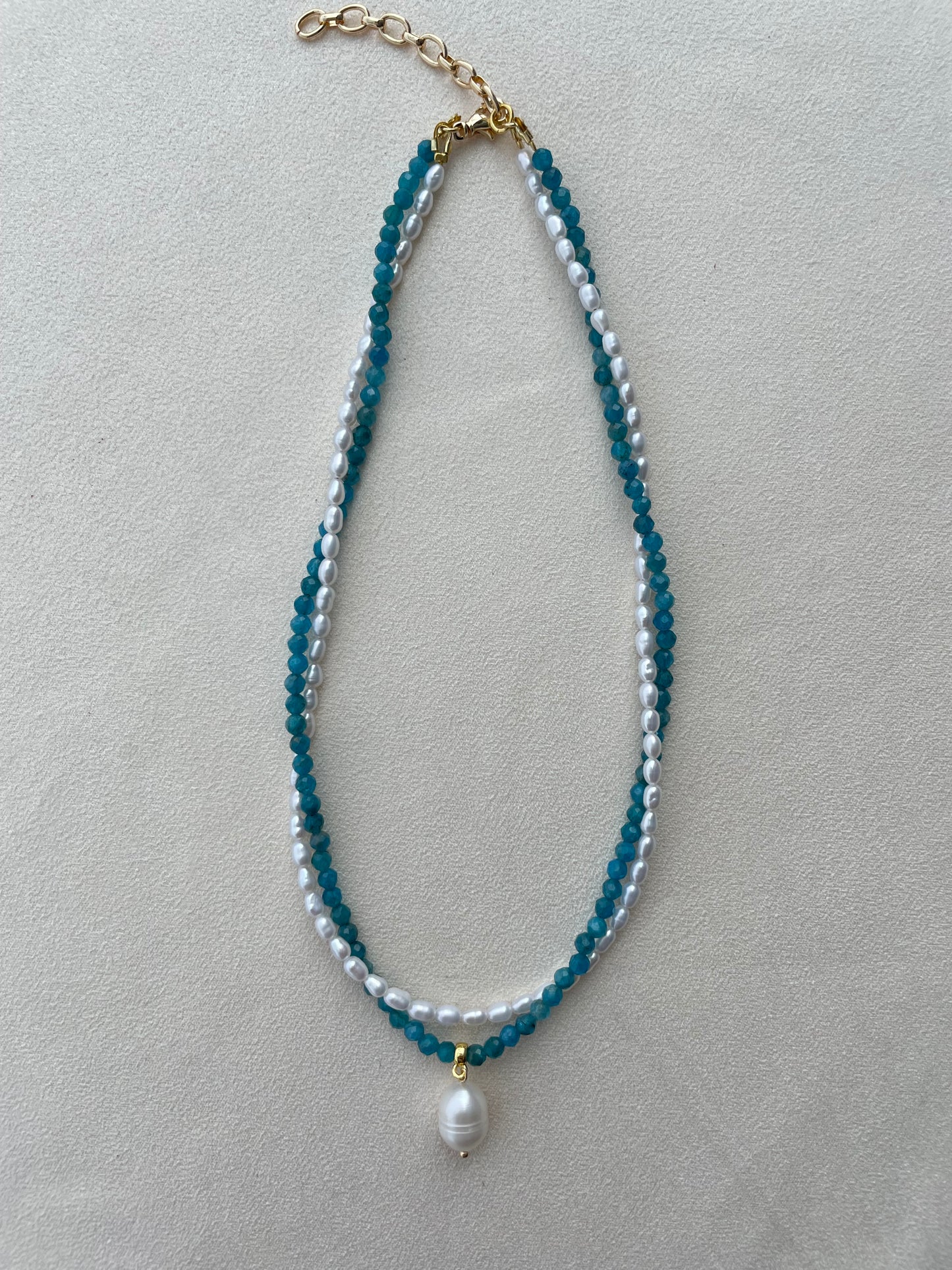 Leia pearl & apatite necklace