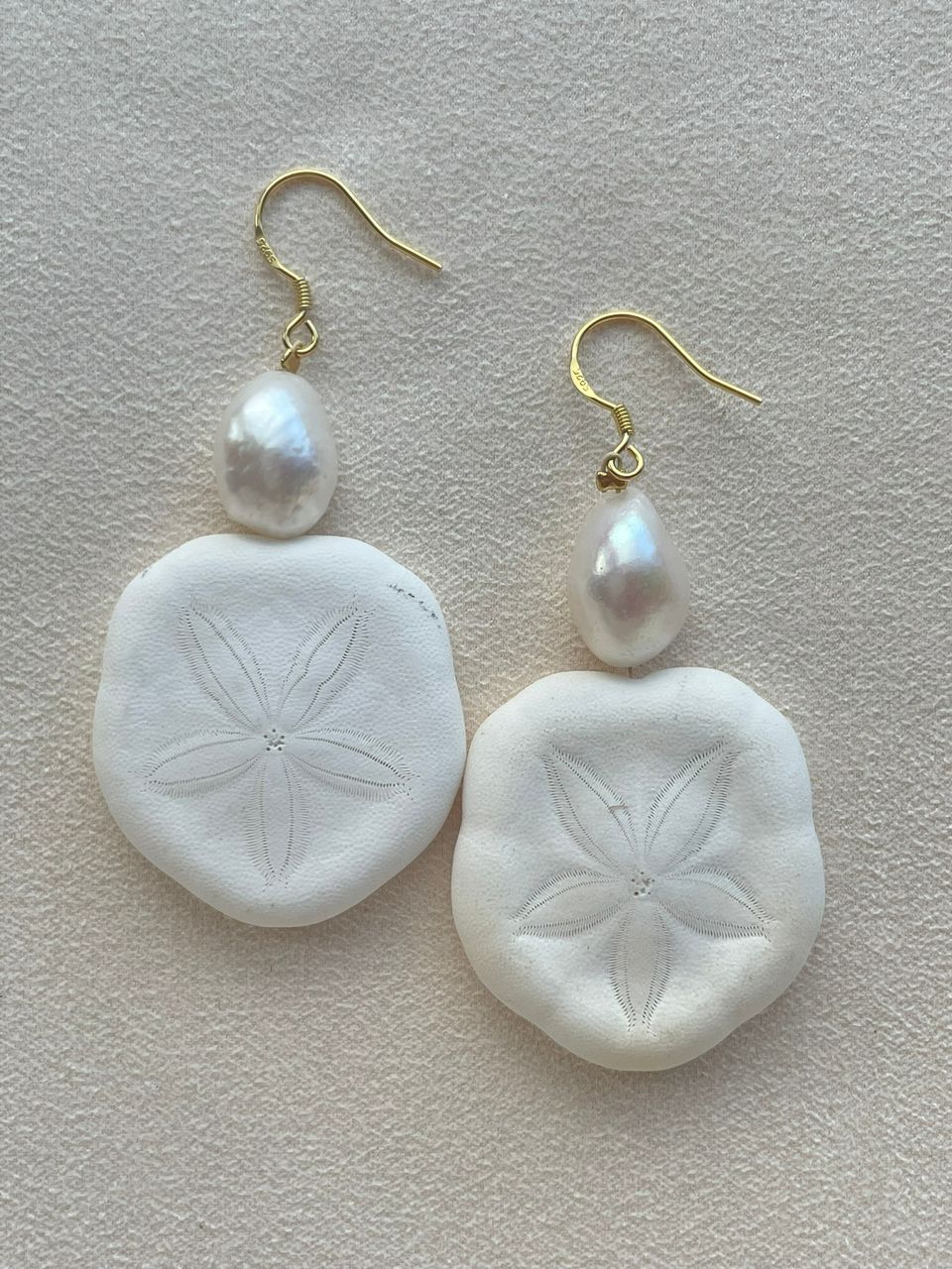 Sandollar Pearl Earrings