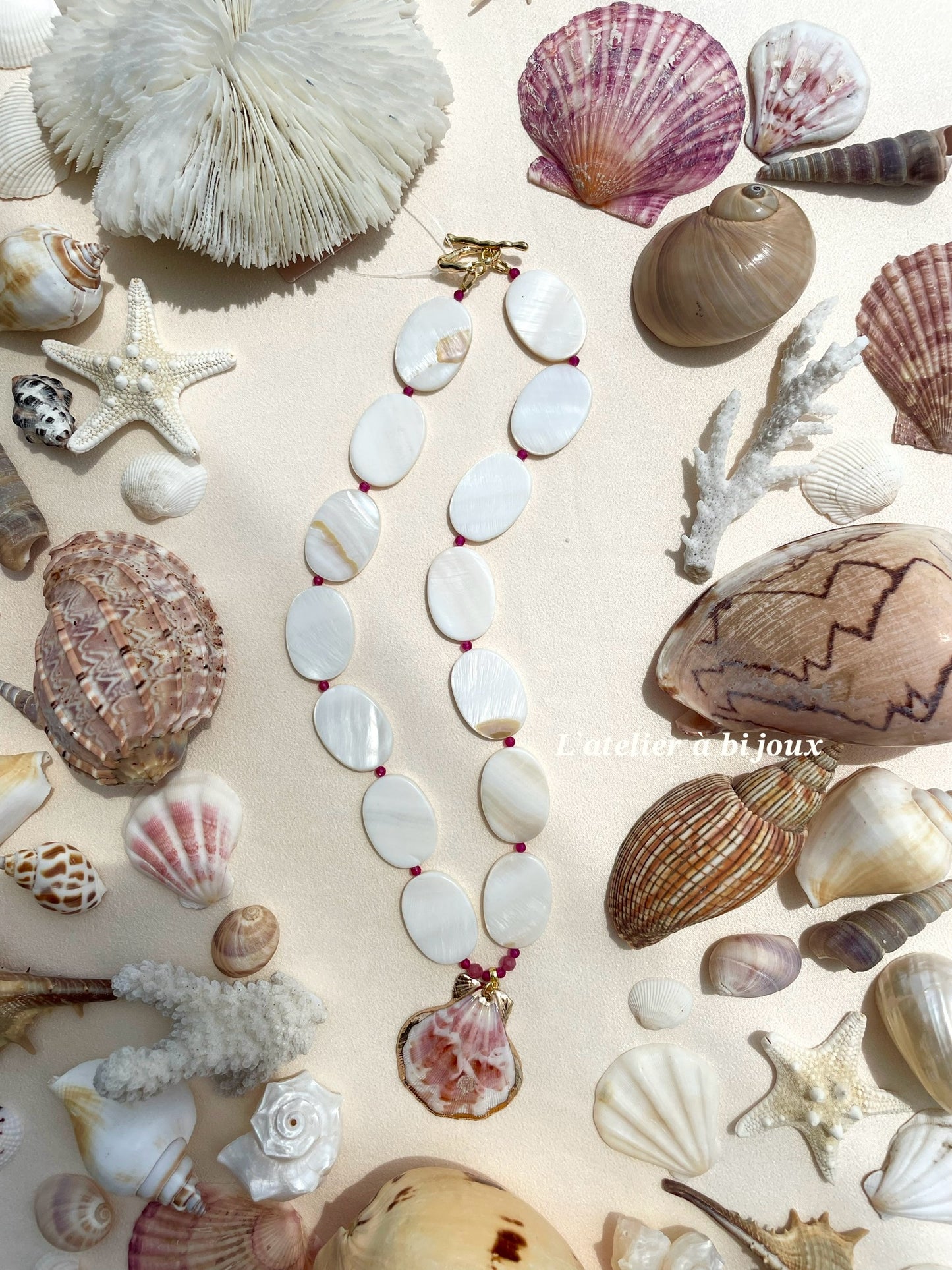 Genevieve shell necklace