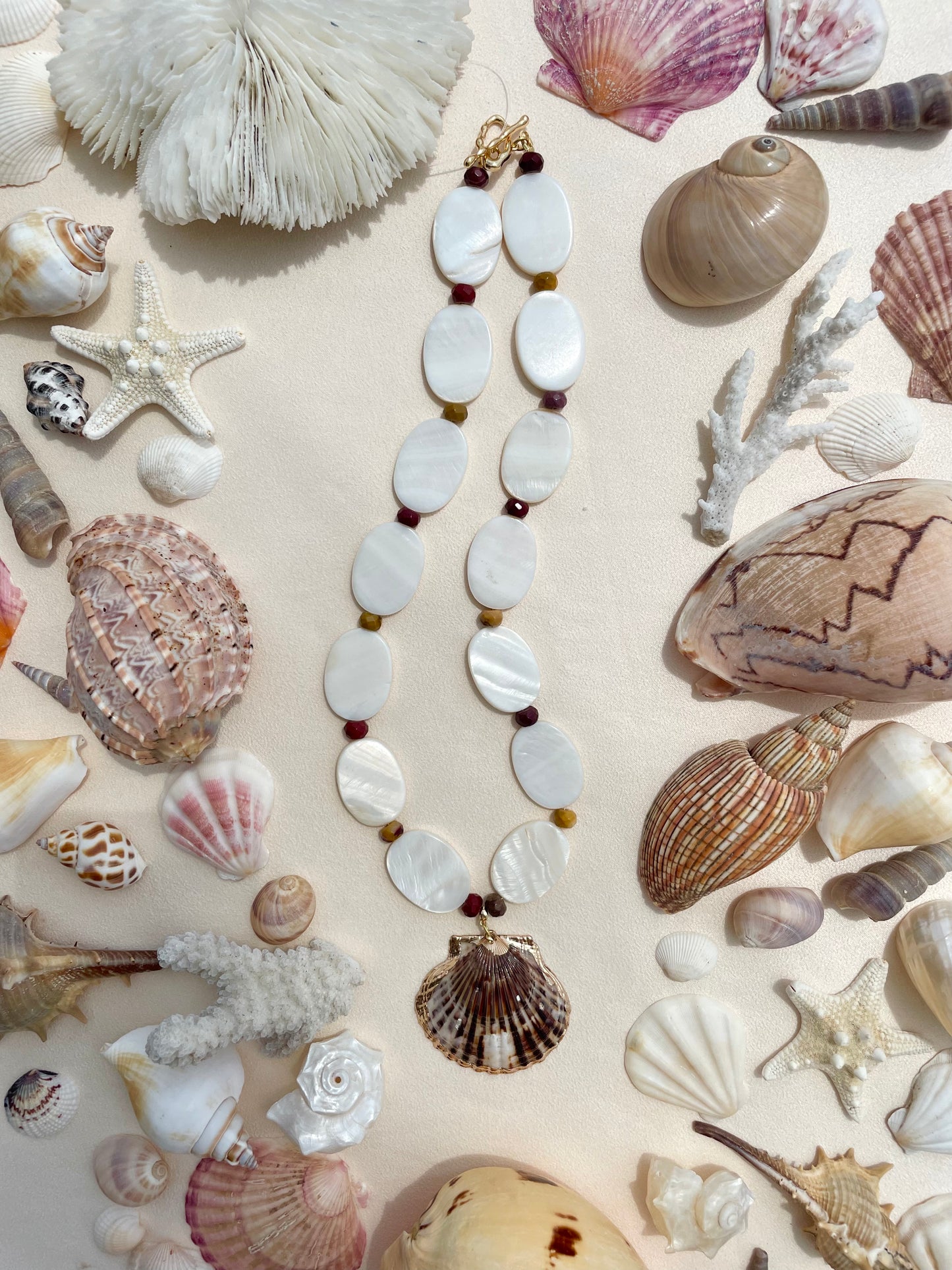 Giselle shell necklace