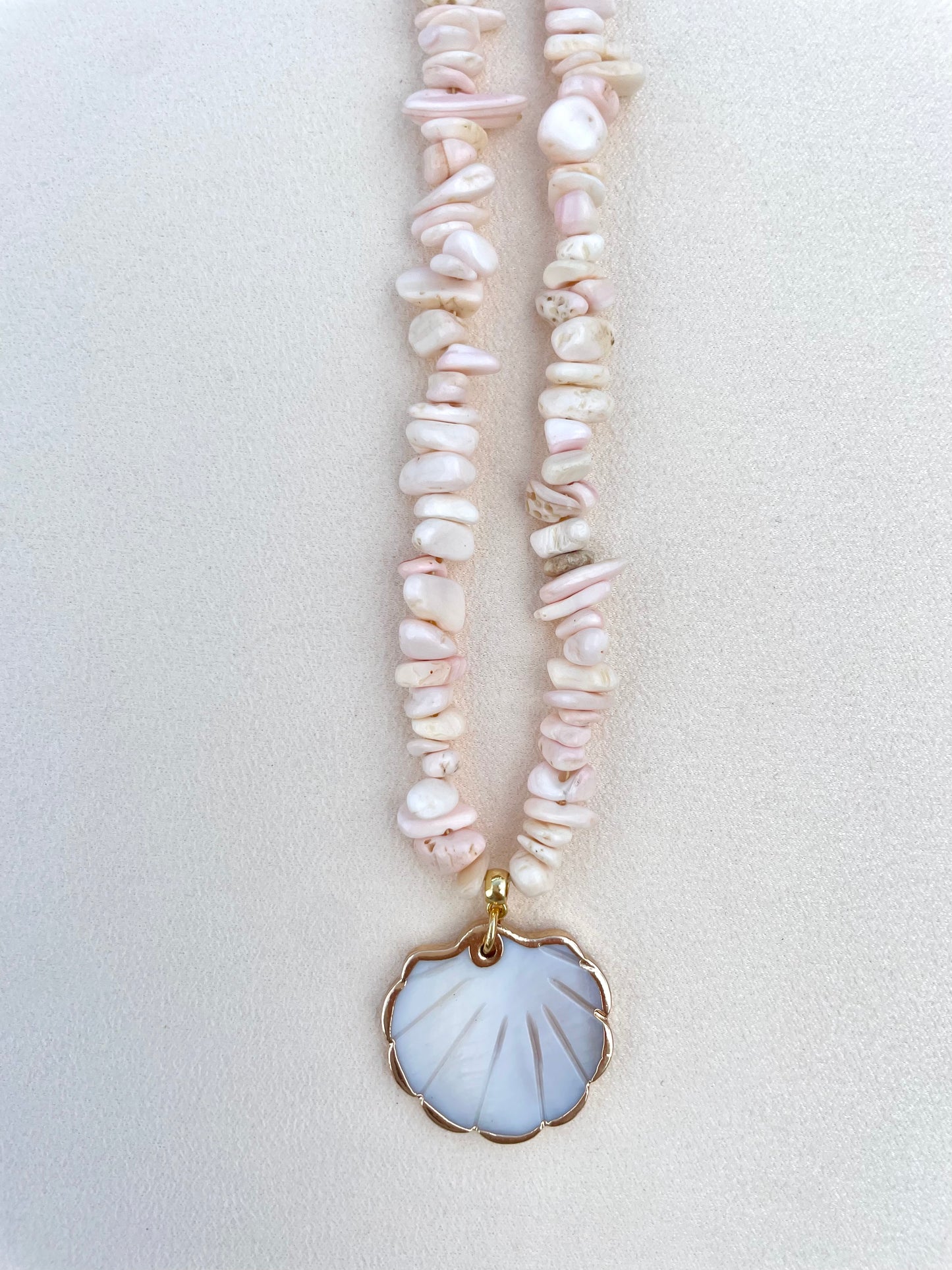 Corail Shell Necklace