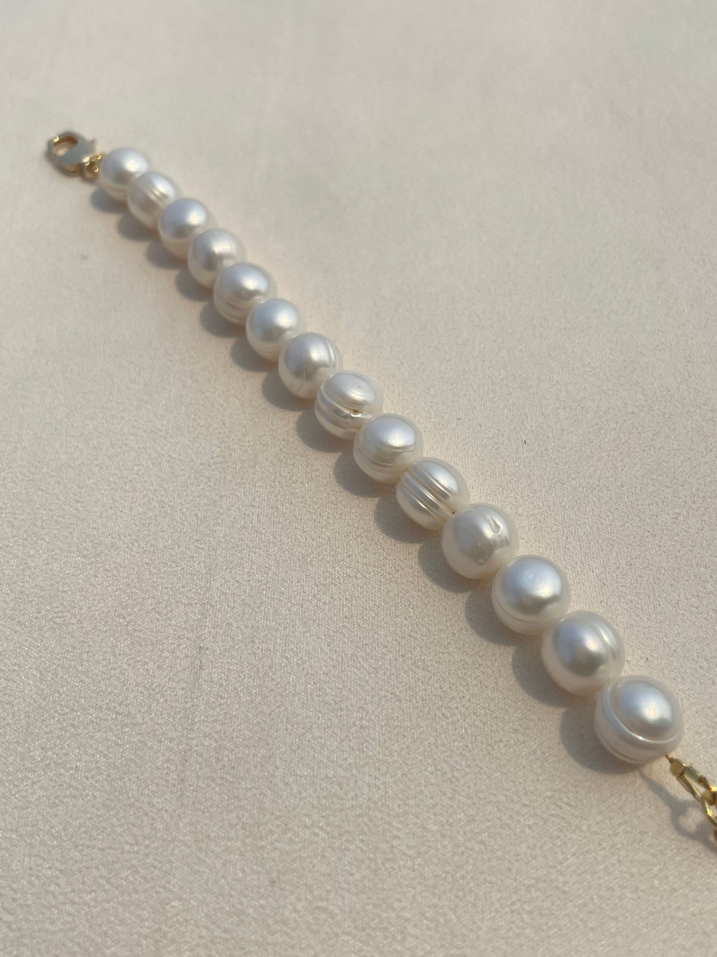 11mm thread round pearl bracelet