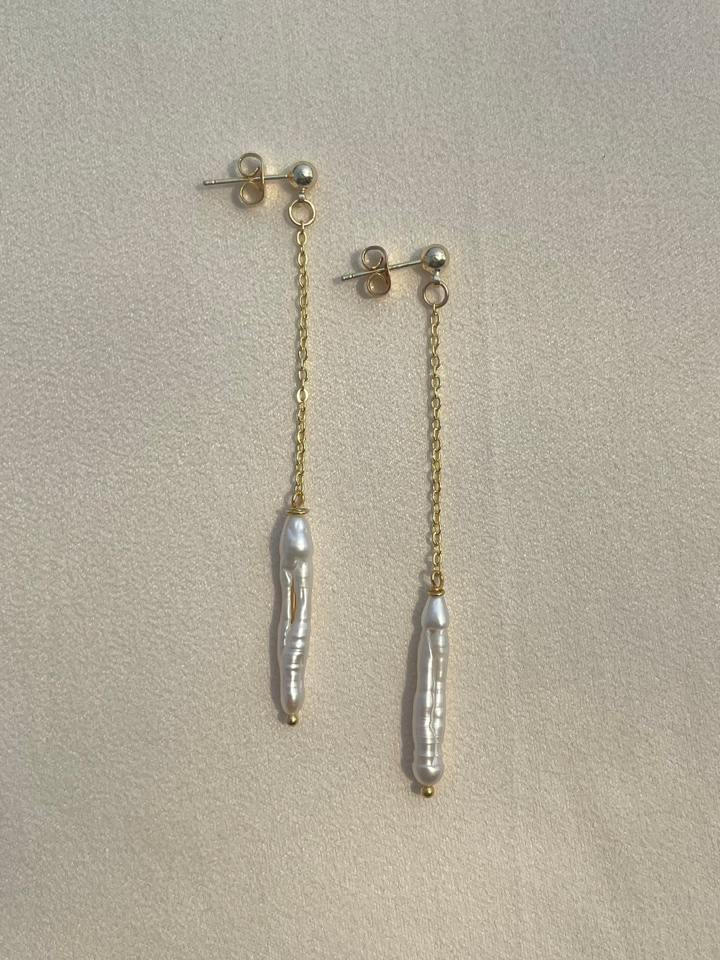 Long pearl chain earrings