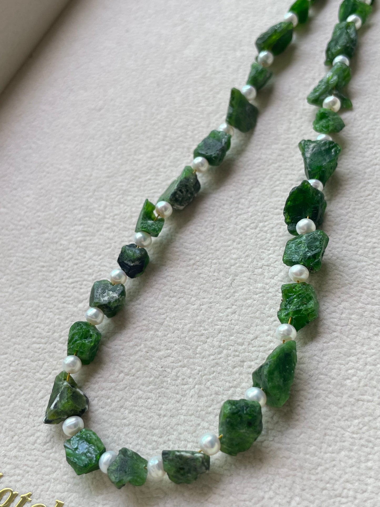 Vòng cổ Diopside và ngọc trai