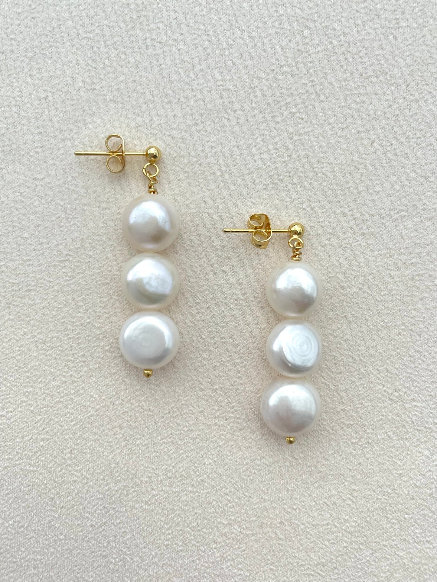 Audrey triple pearl earrings