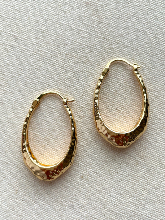 Olivia hoop earrings