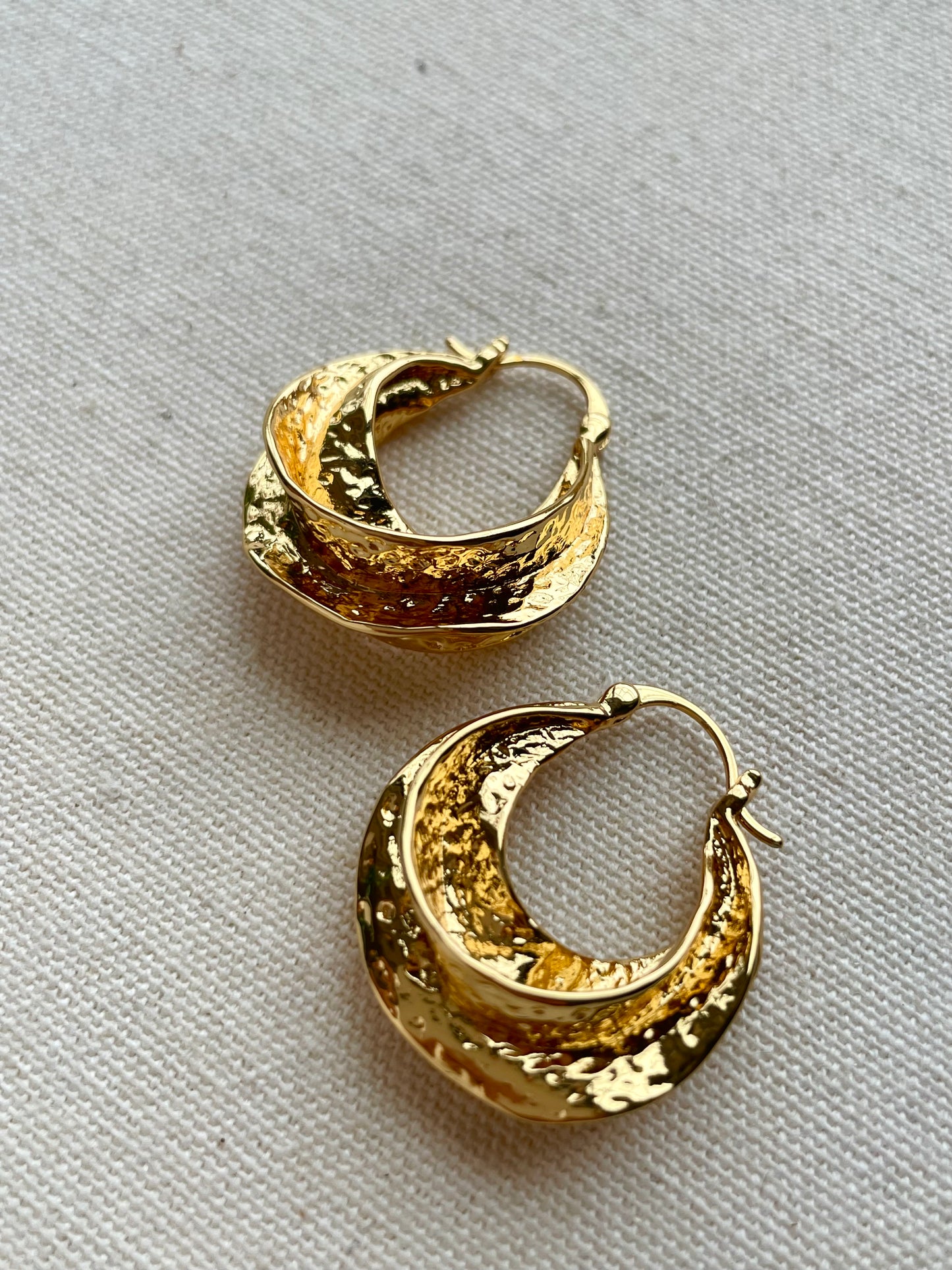 Goddie earrings