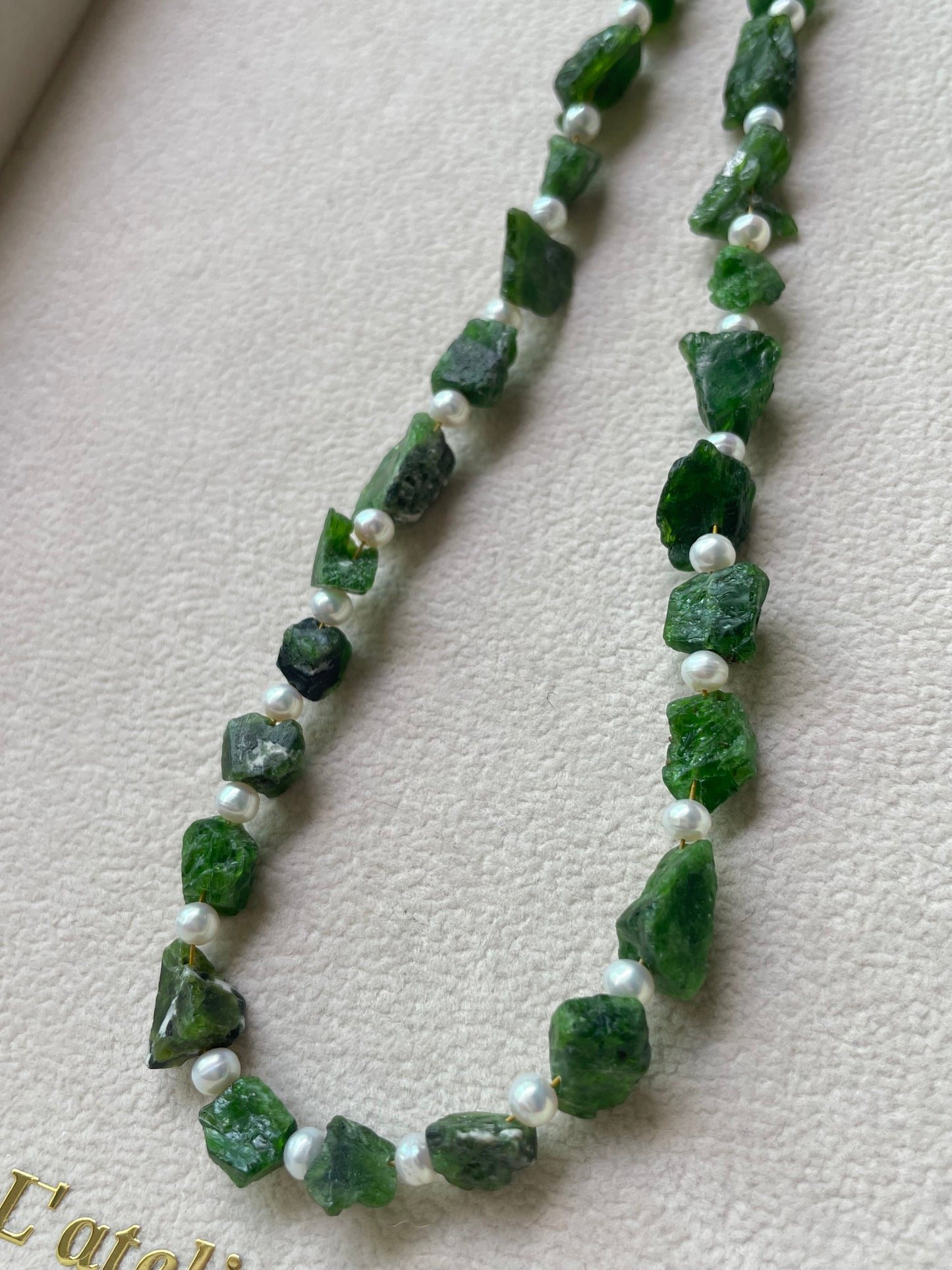 Vòng cổ Diopside và ngọc trai