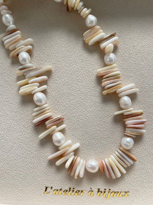 Vòng cổ vỏ sò & ngọc trai Irina