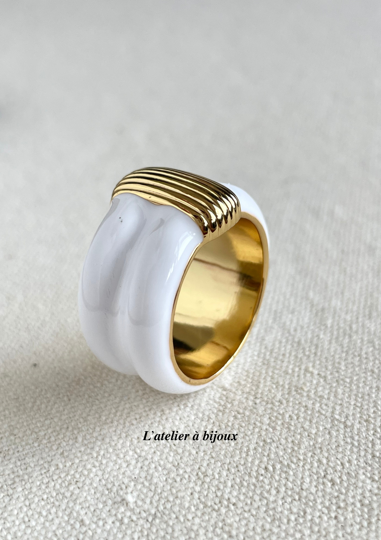 Isméne Enamel ring