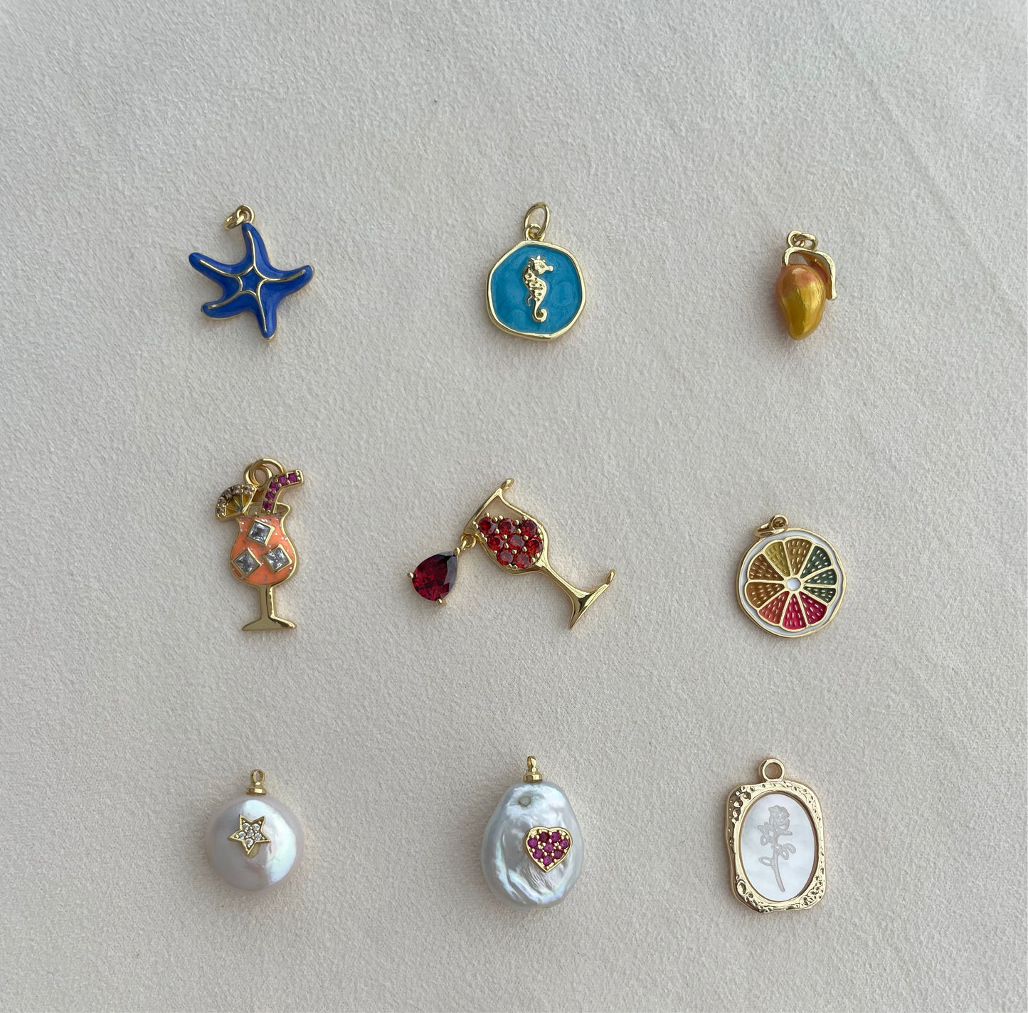 Charm collection(C)