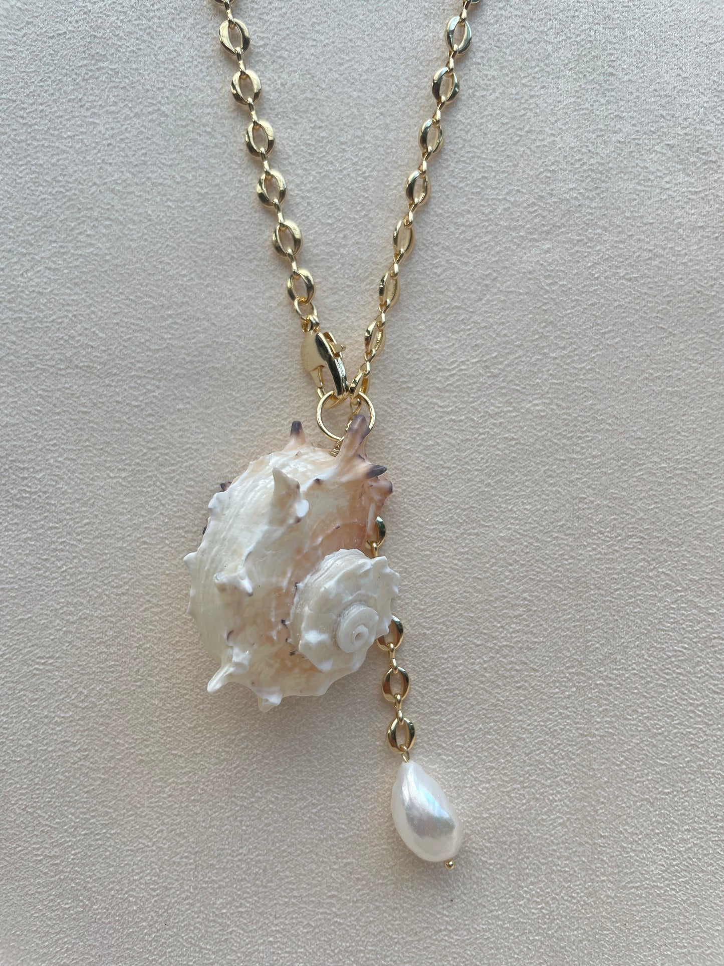 Little Mermaid shell necklace