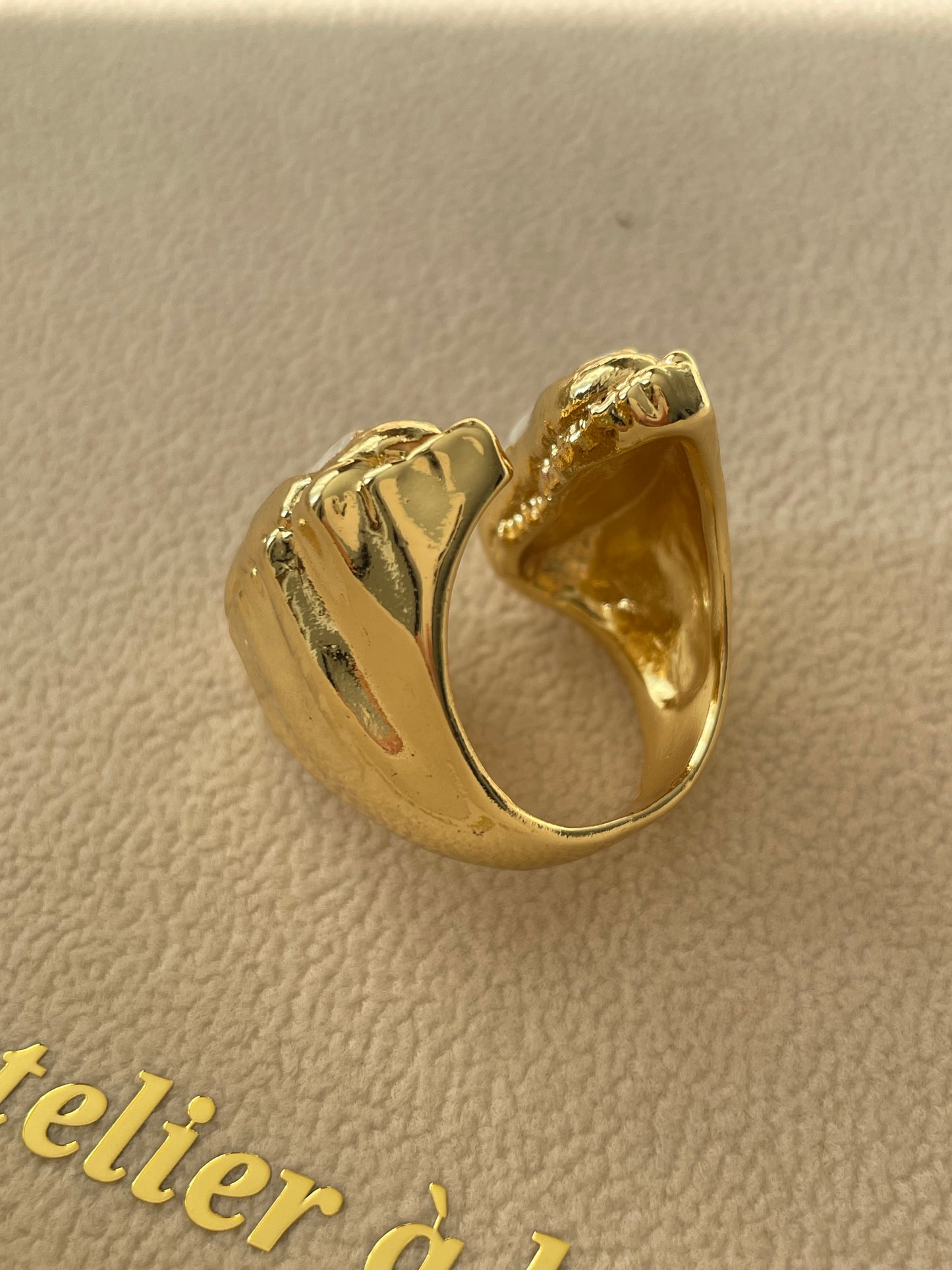 Nhẫn Pearl statement