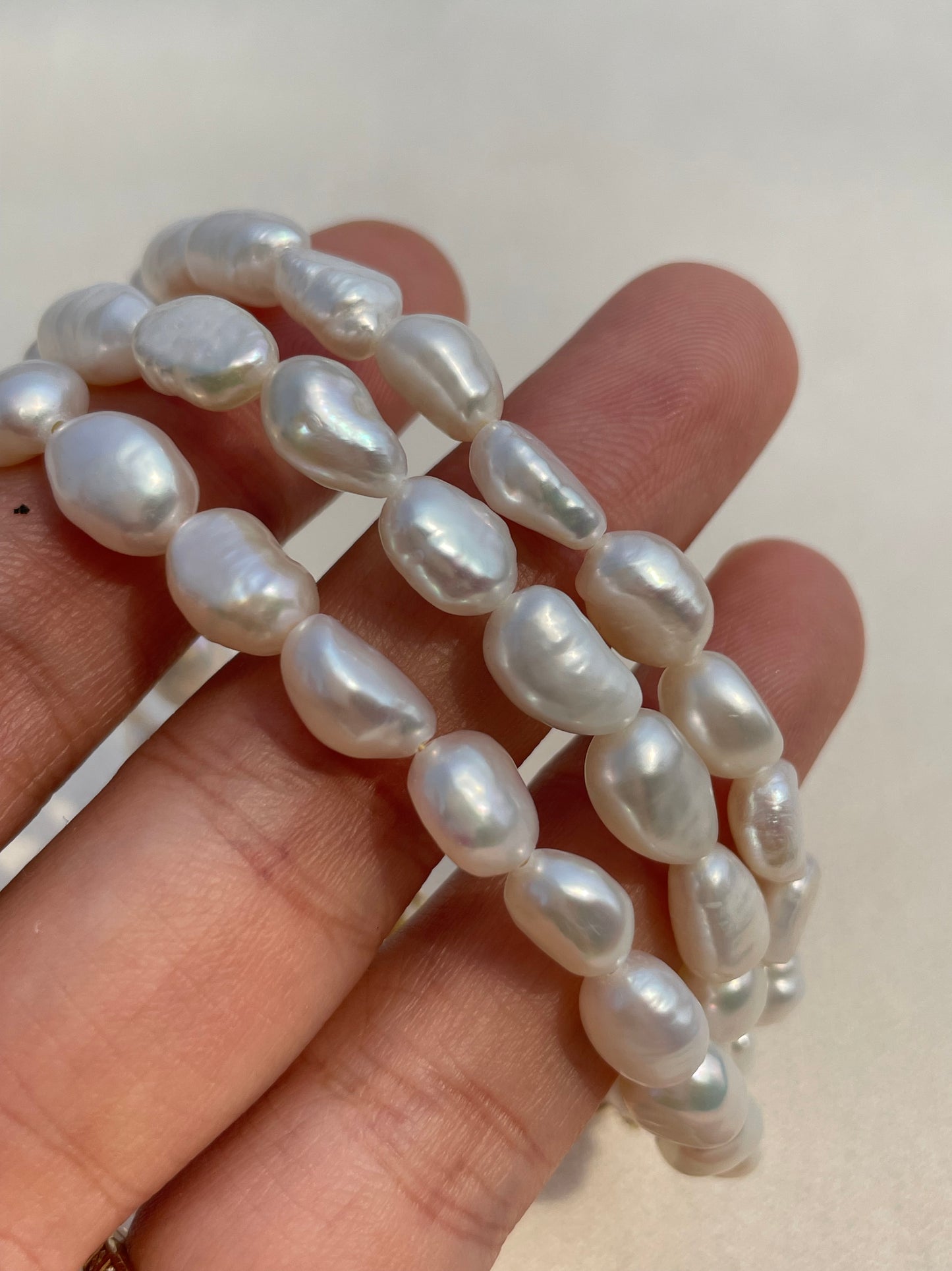 Triple layer 7mm pearl bracelet