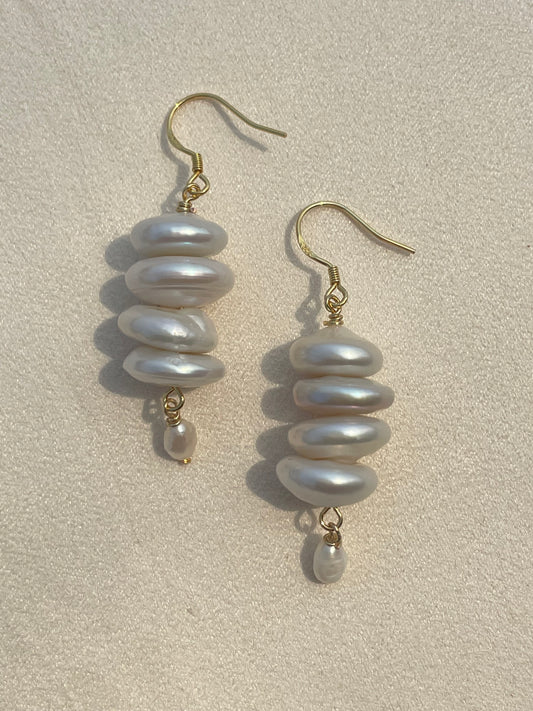 Pi pearl earrings