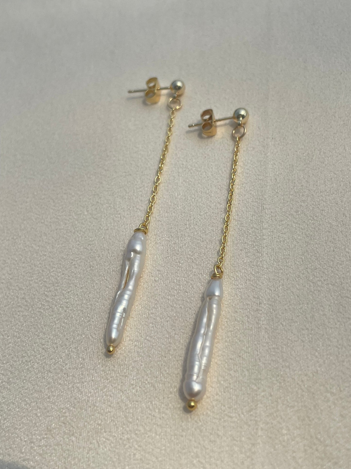 Long pearl chain earrings