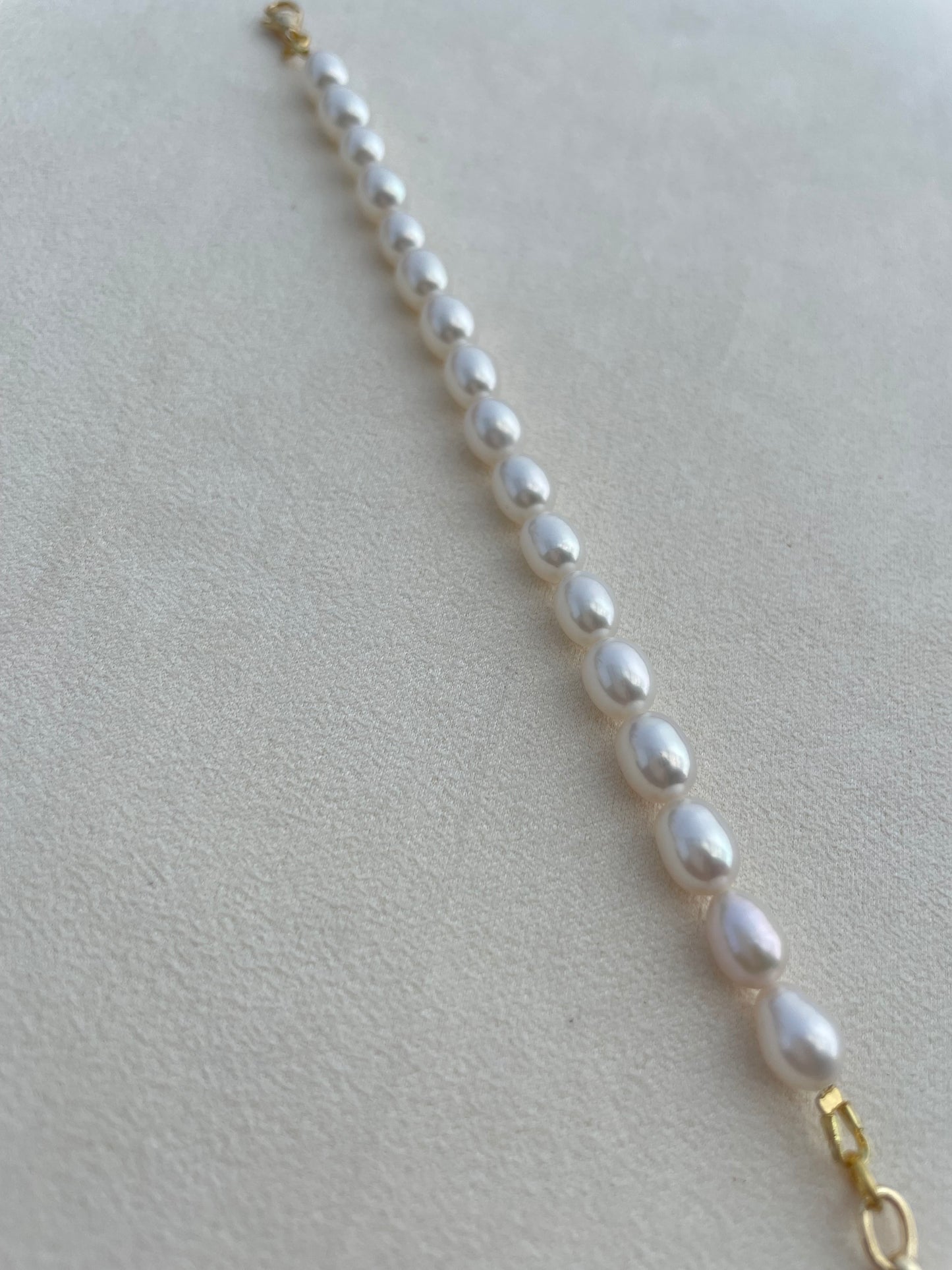 7mm oval pearl bracelet