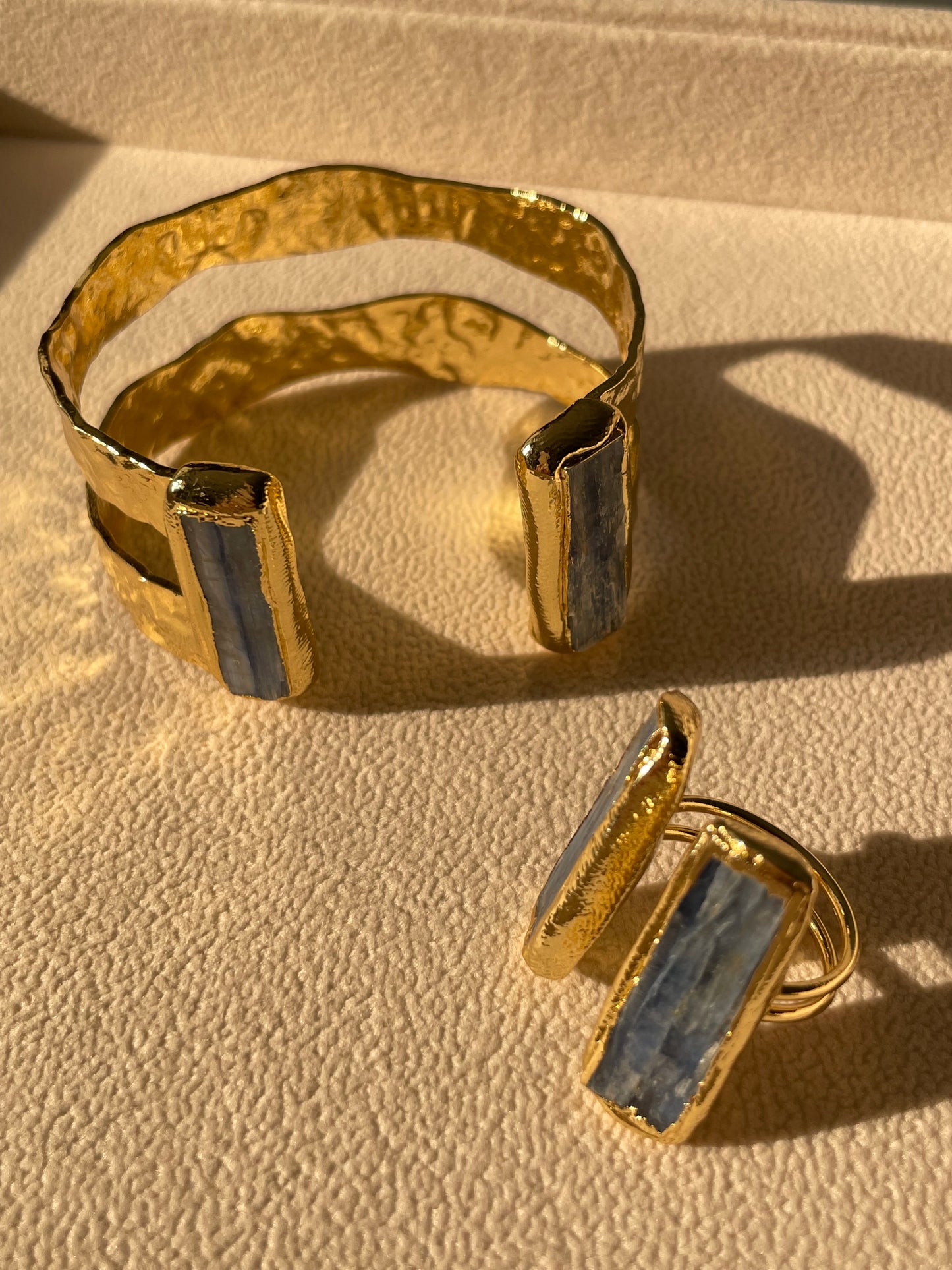 Vòng tay Kyanite