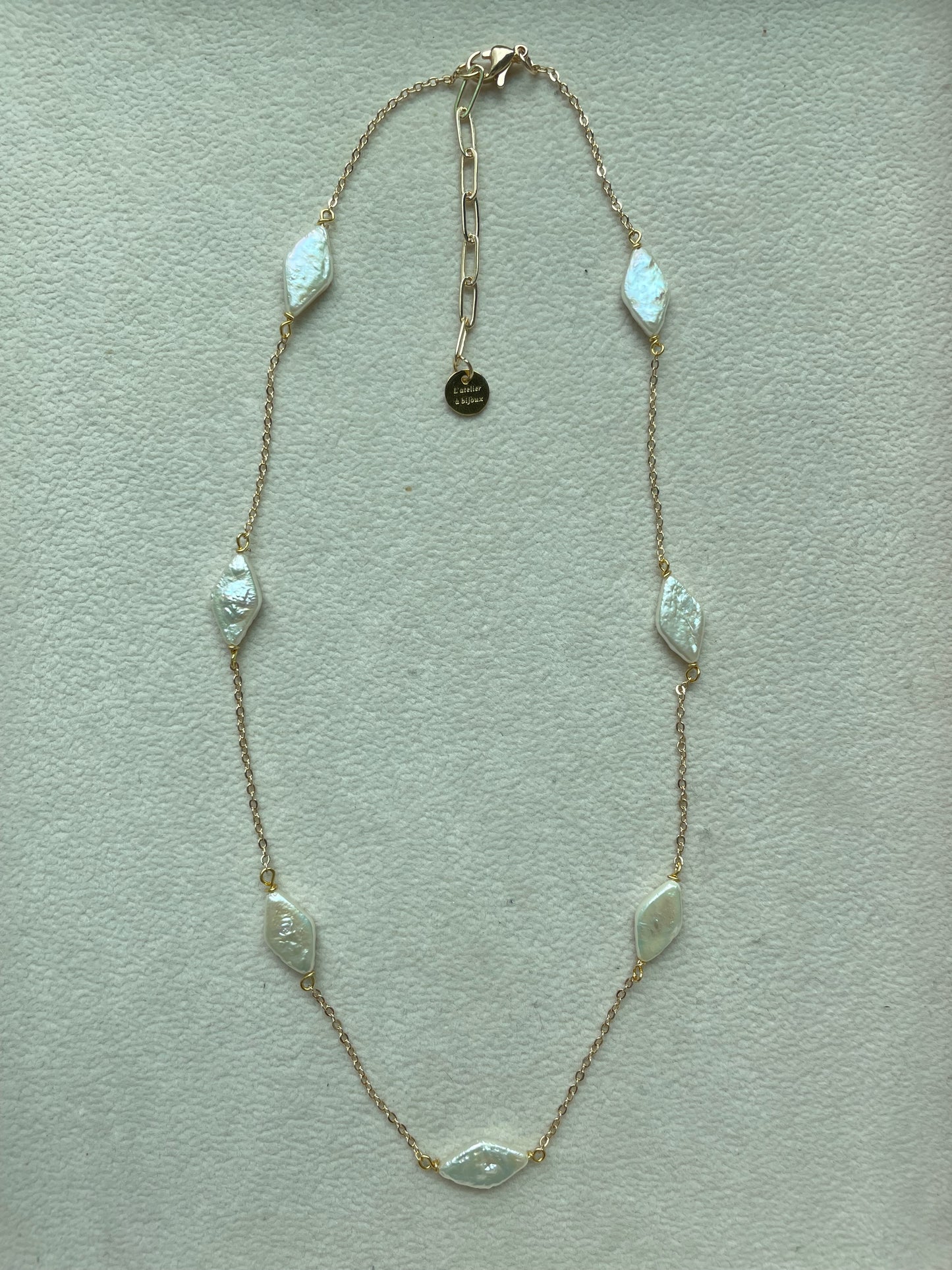 Diamond Pearl & chain necklace