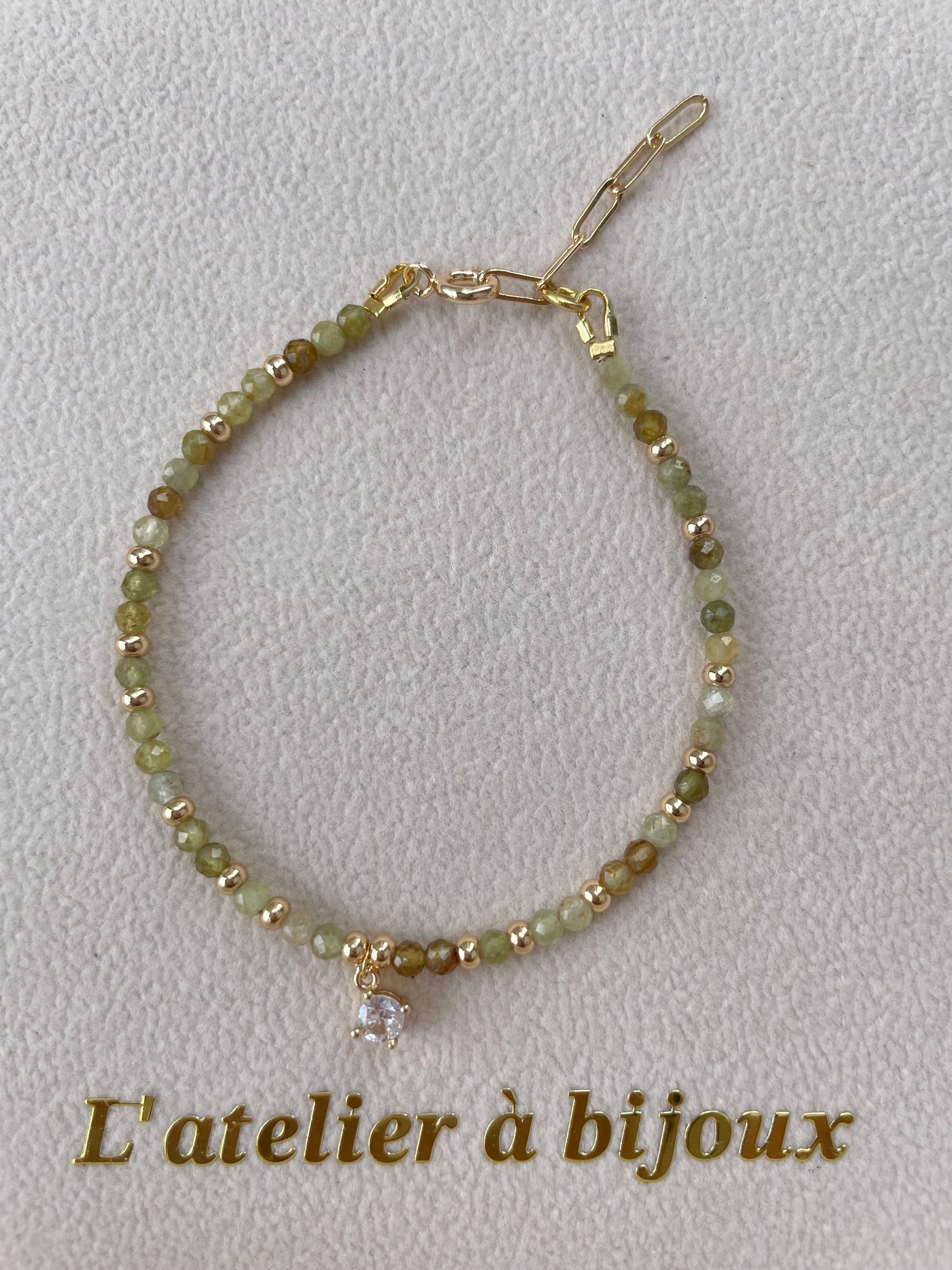 Vòng tay Garnet xanh