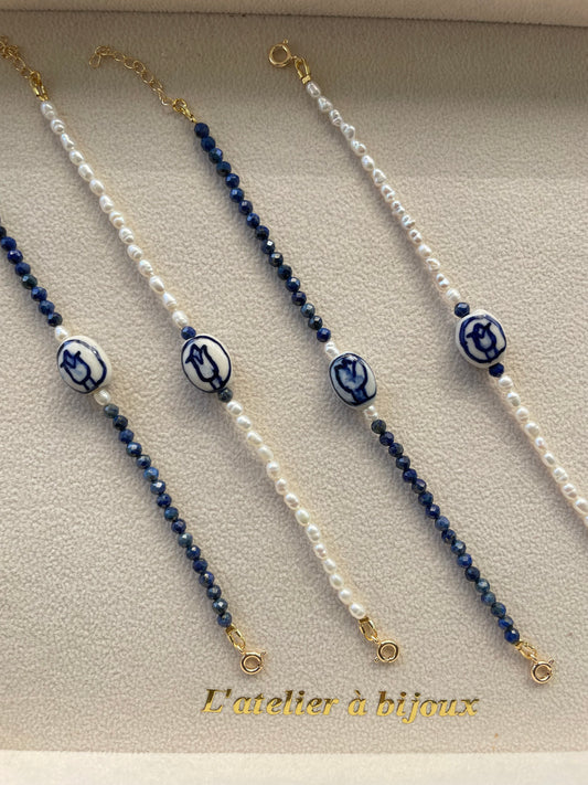 Vòng tay ngọc trai/ đá Lazurite & charm sứ