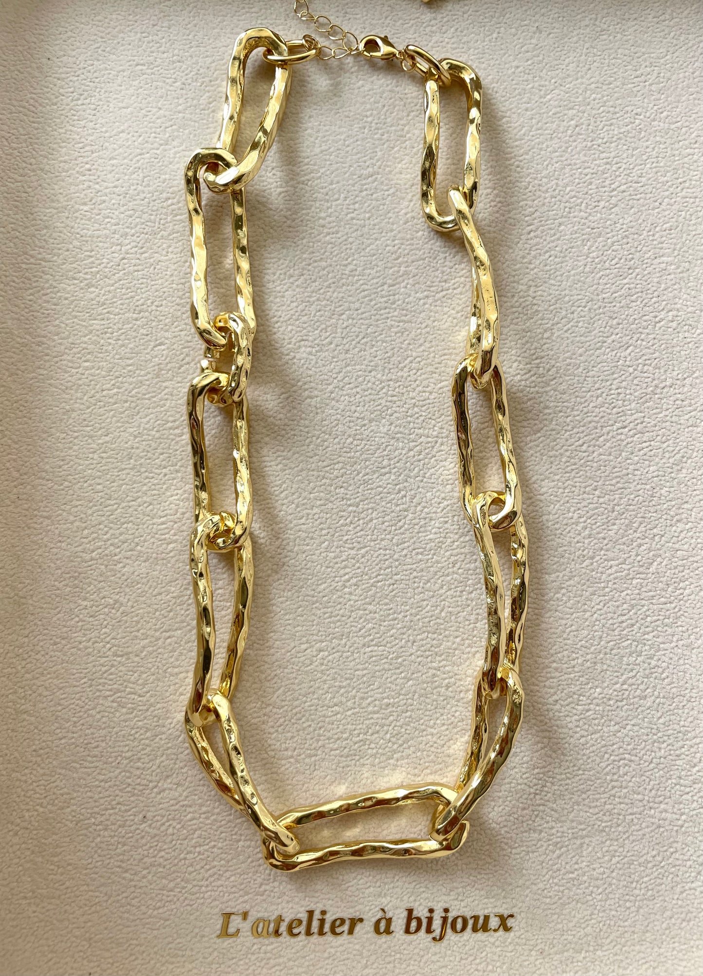Vòng cổ Cele Statement