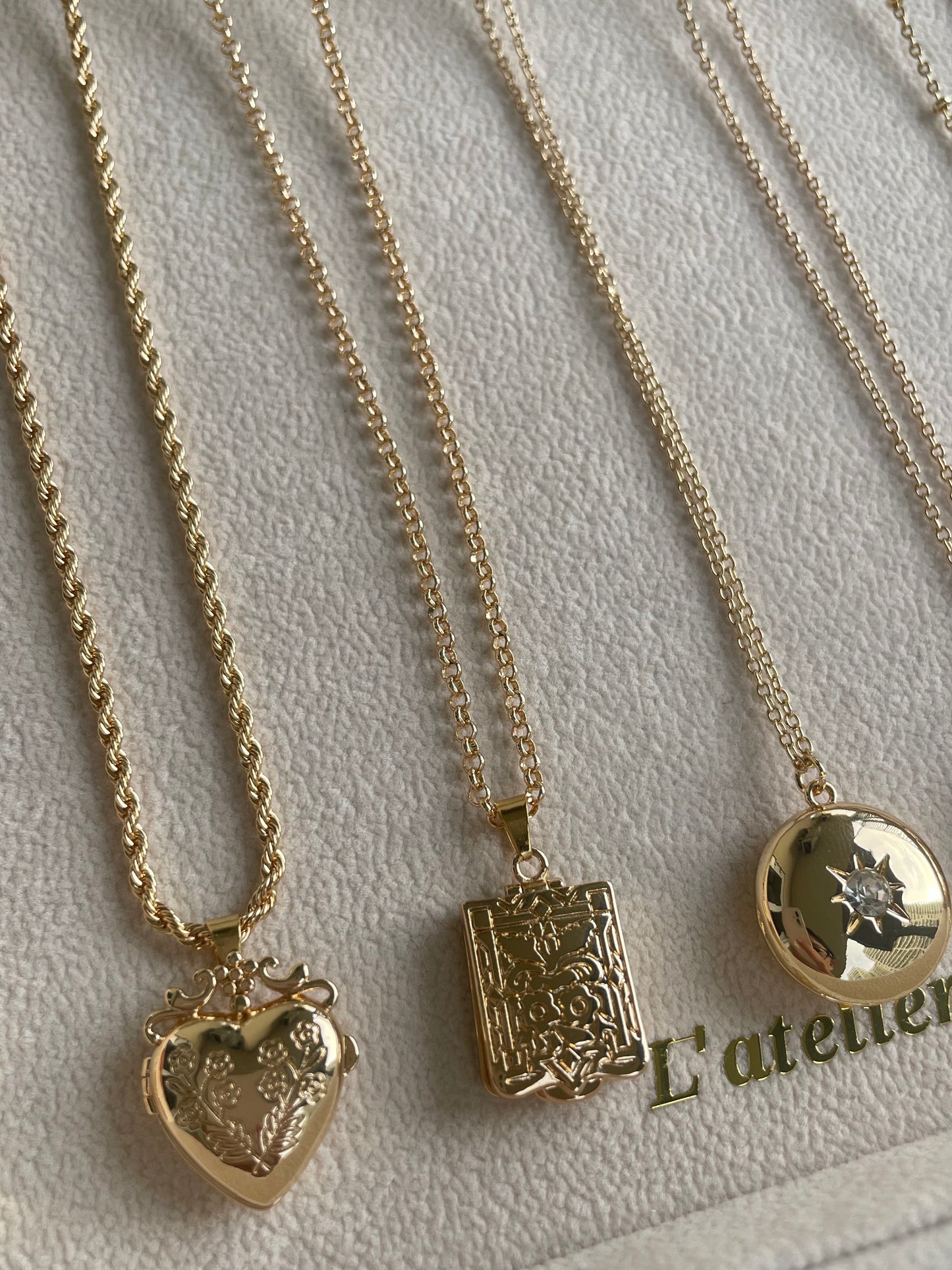 Bộ sưu tập vòng cổ mặt dây chuyền Locket