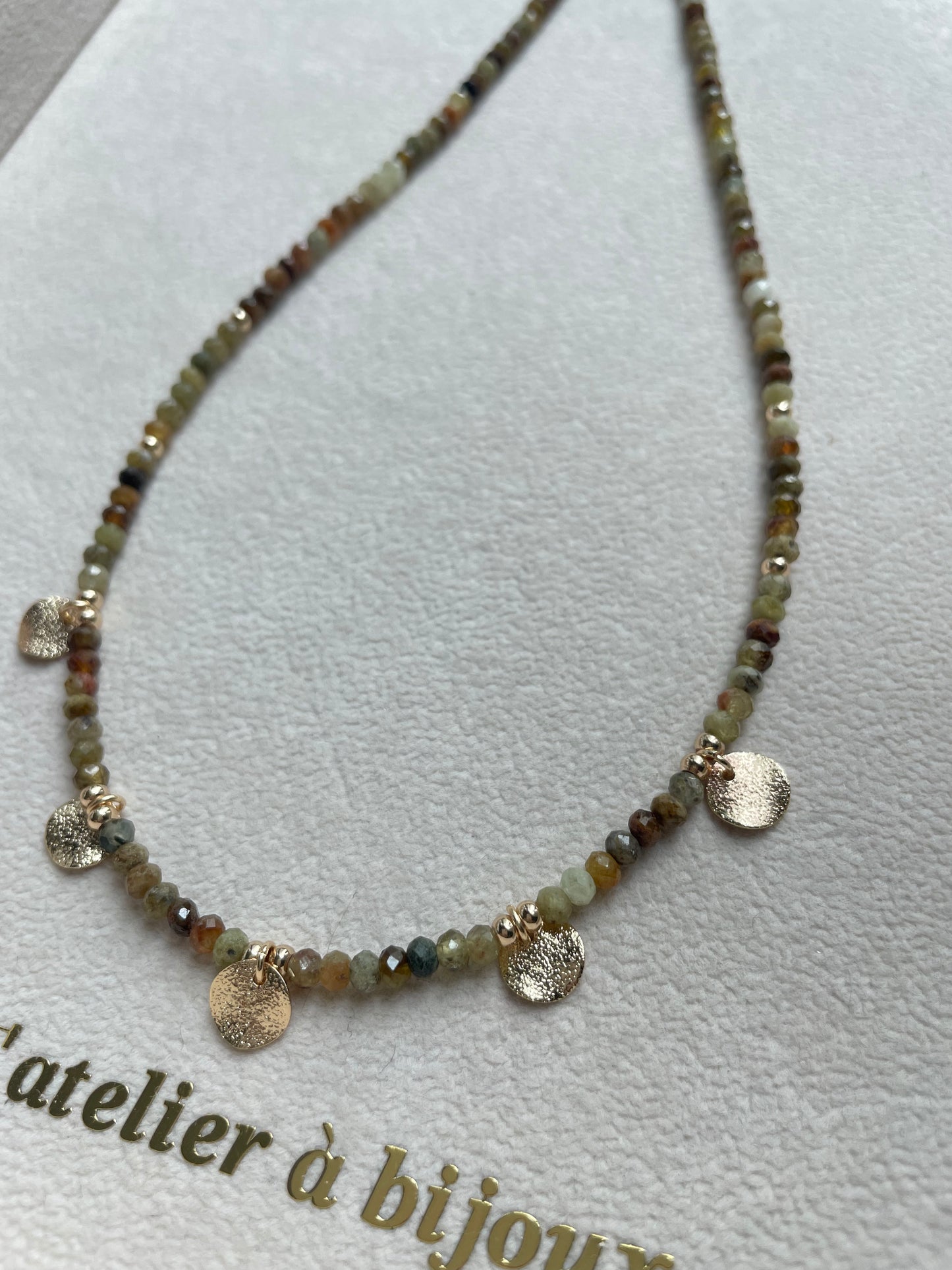 Vòng cổ Bellia gemstone