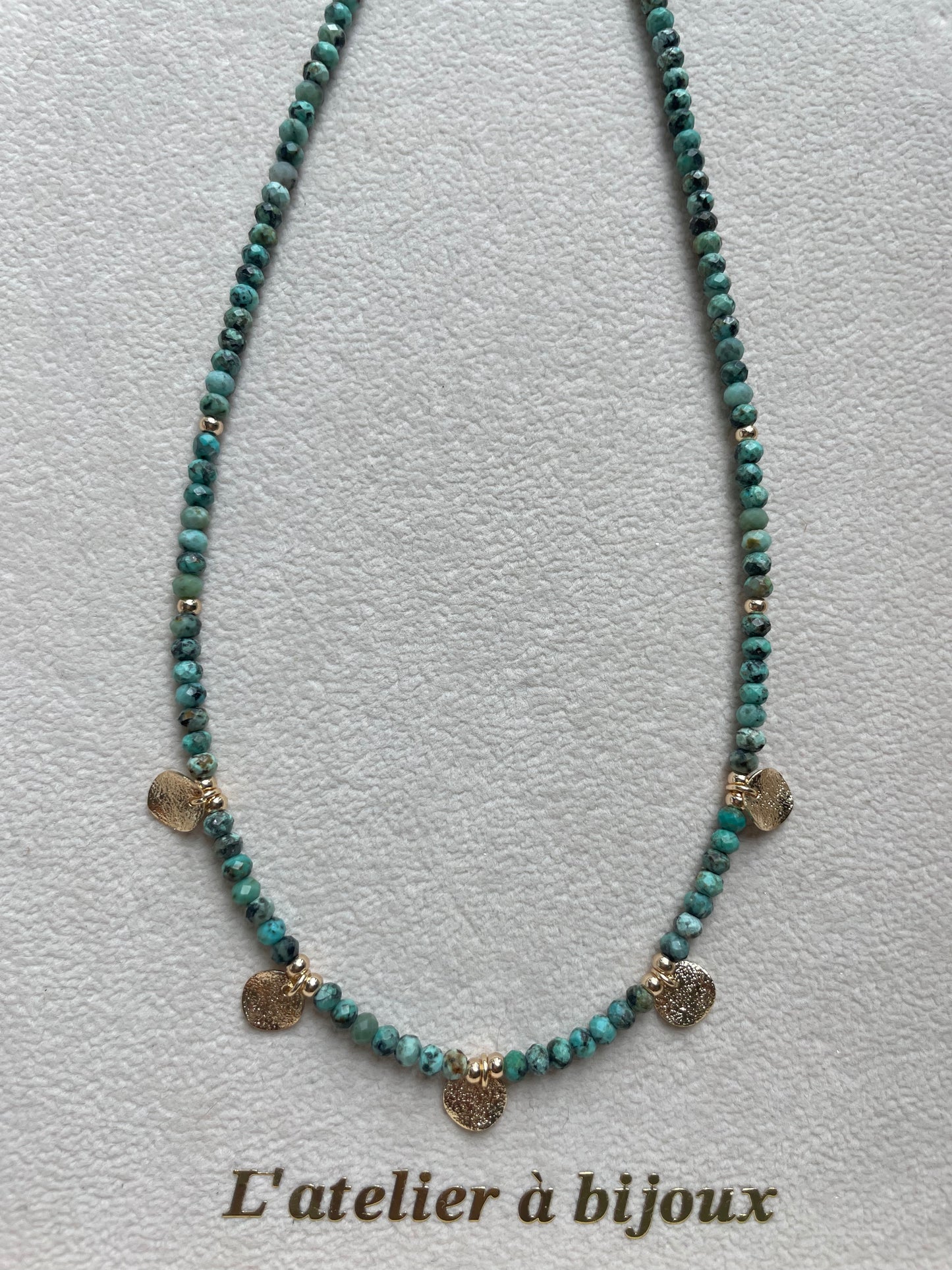 Vòng cổ Bellia gemstone